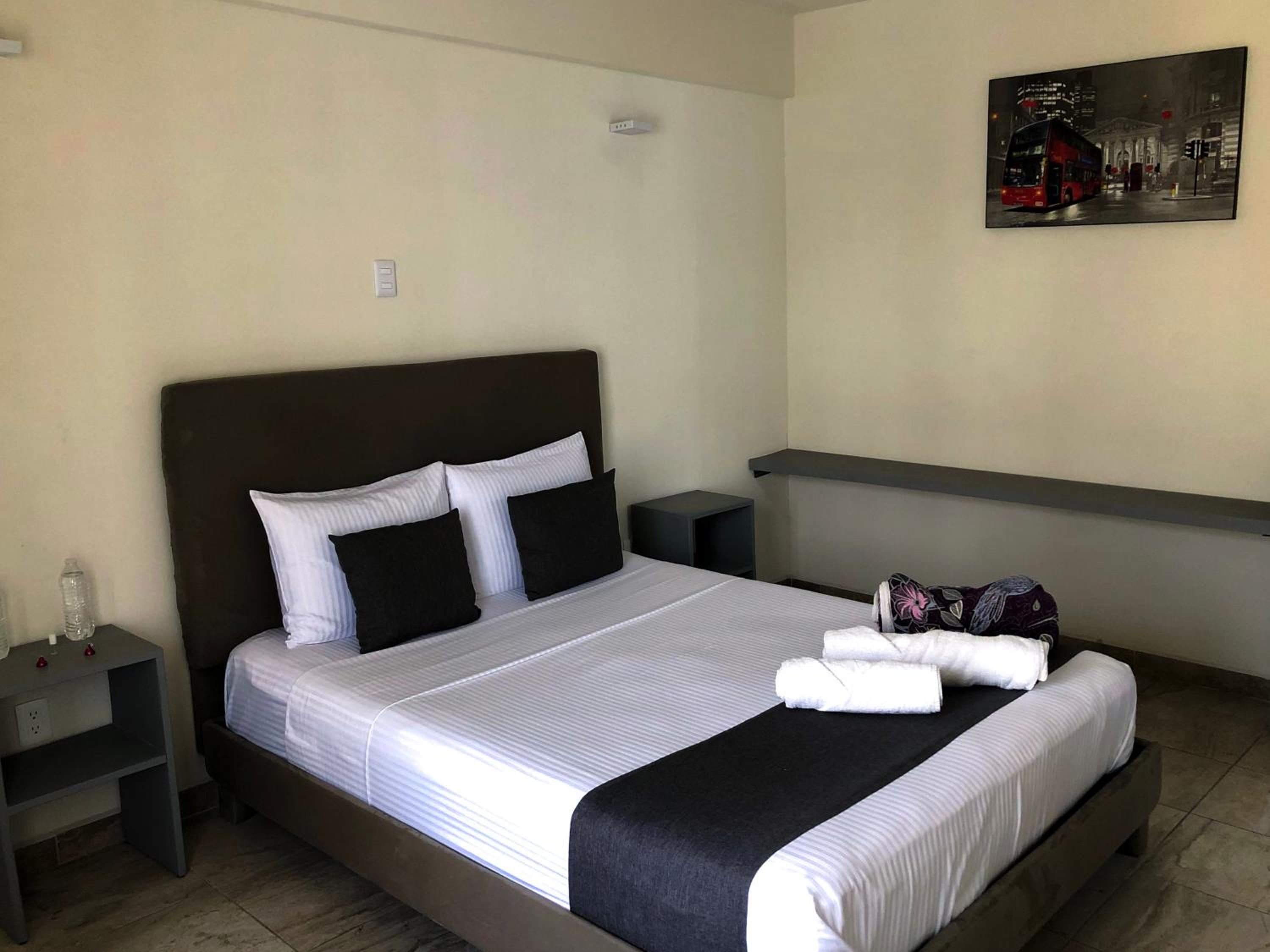 Standard Double Room photo 3
