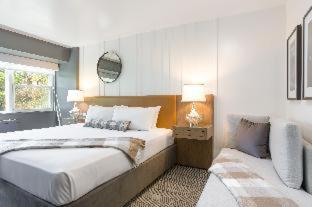 Executive King Room - Photo 4