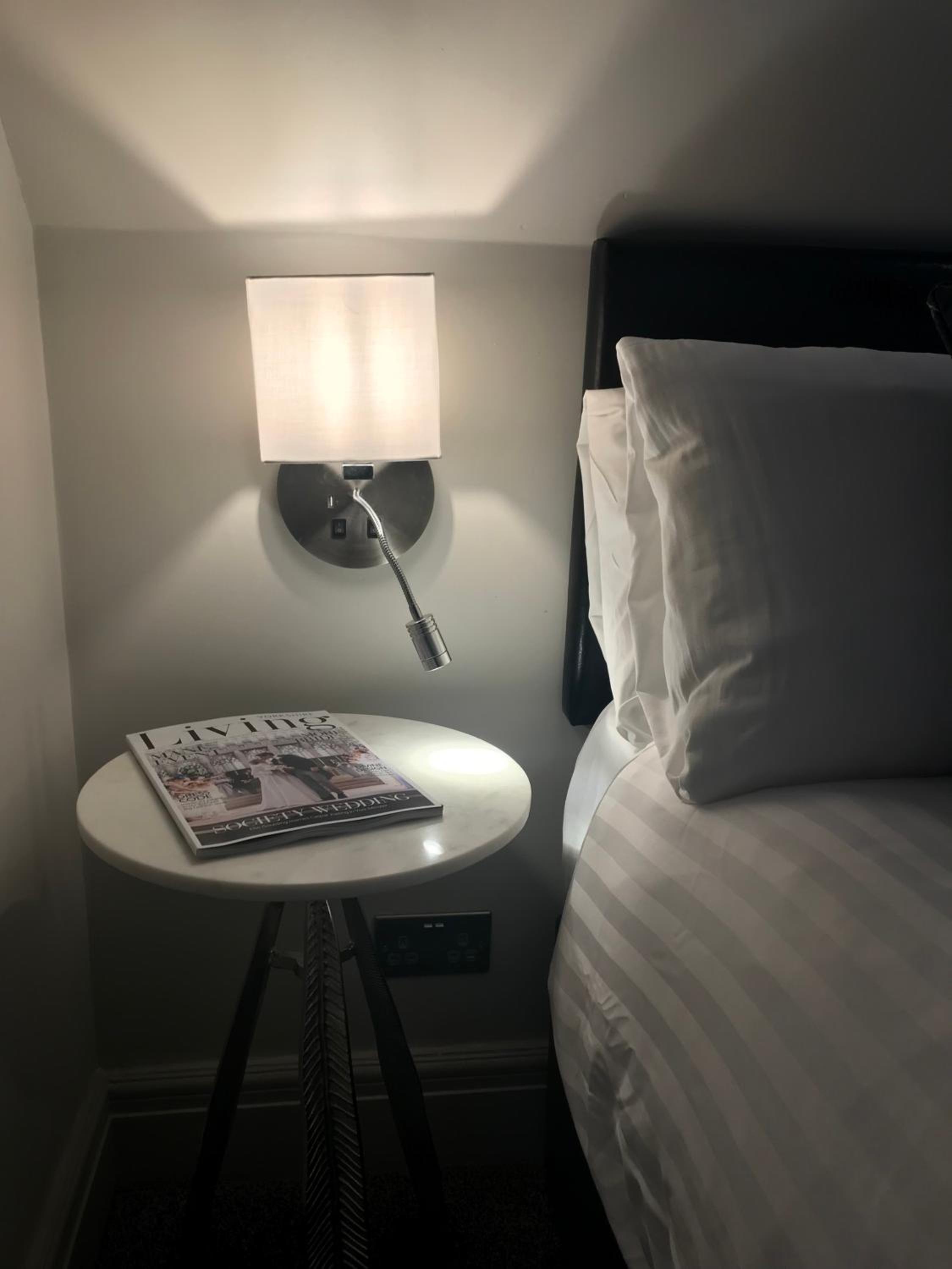 Double Room with Ensuite - Photo 12