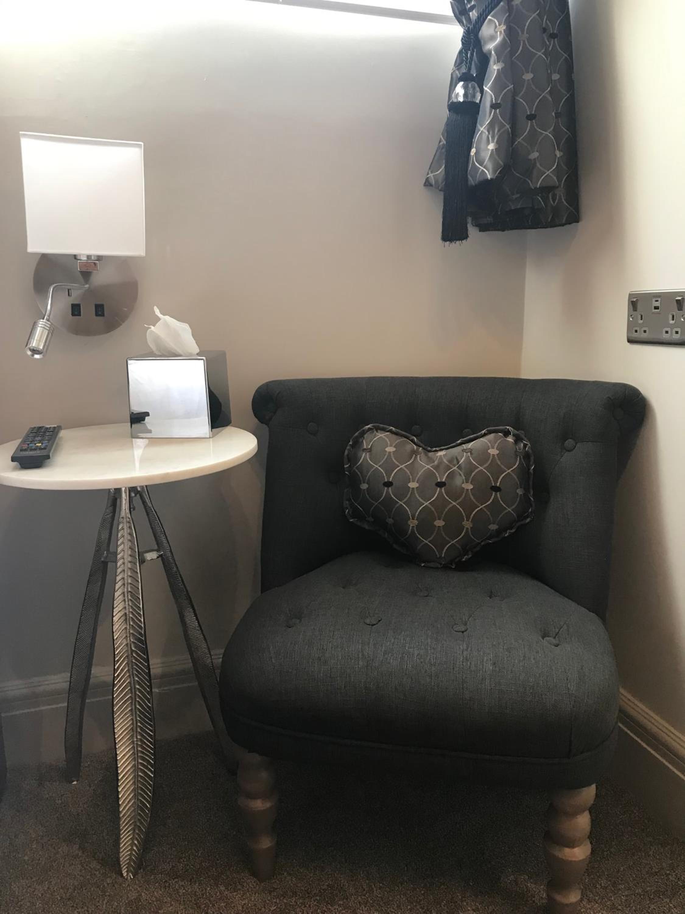 Double Room with Ensuite - Photo 29