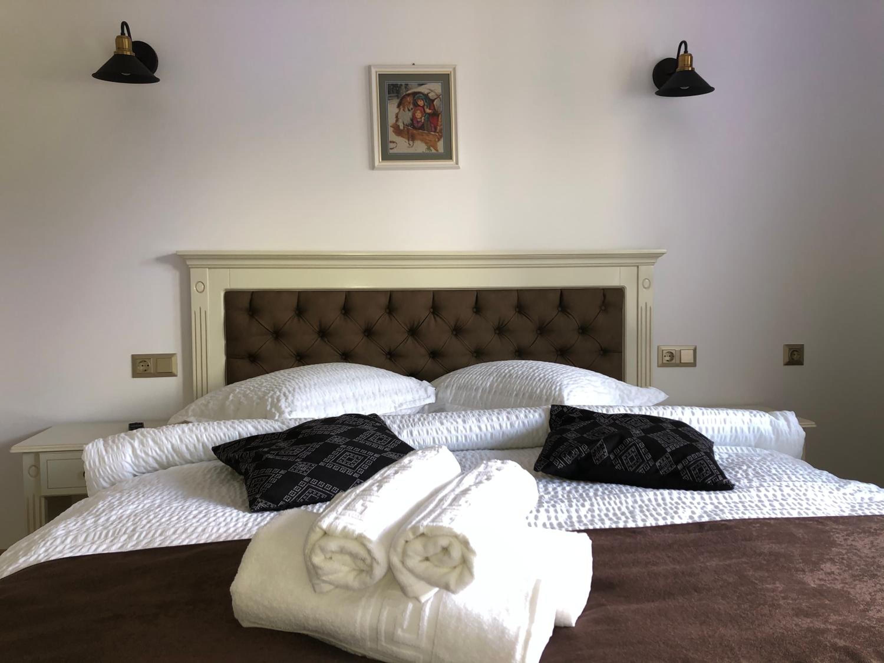 Double Room - Photo 1