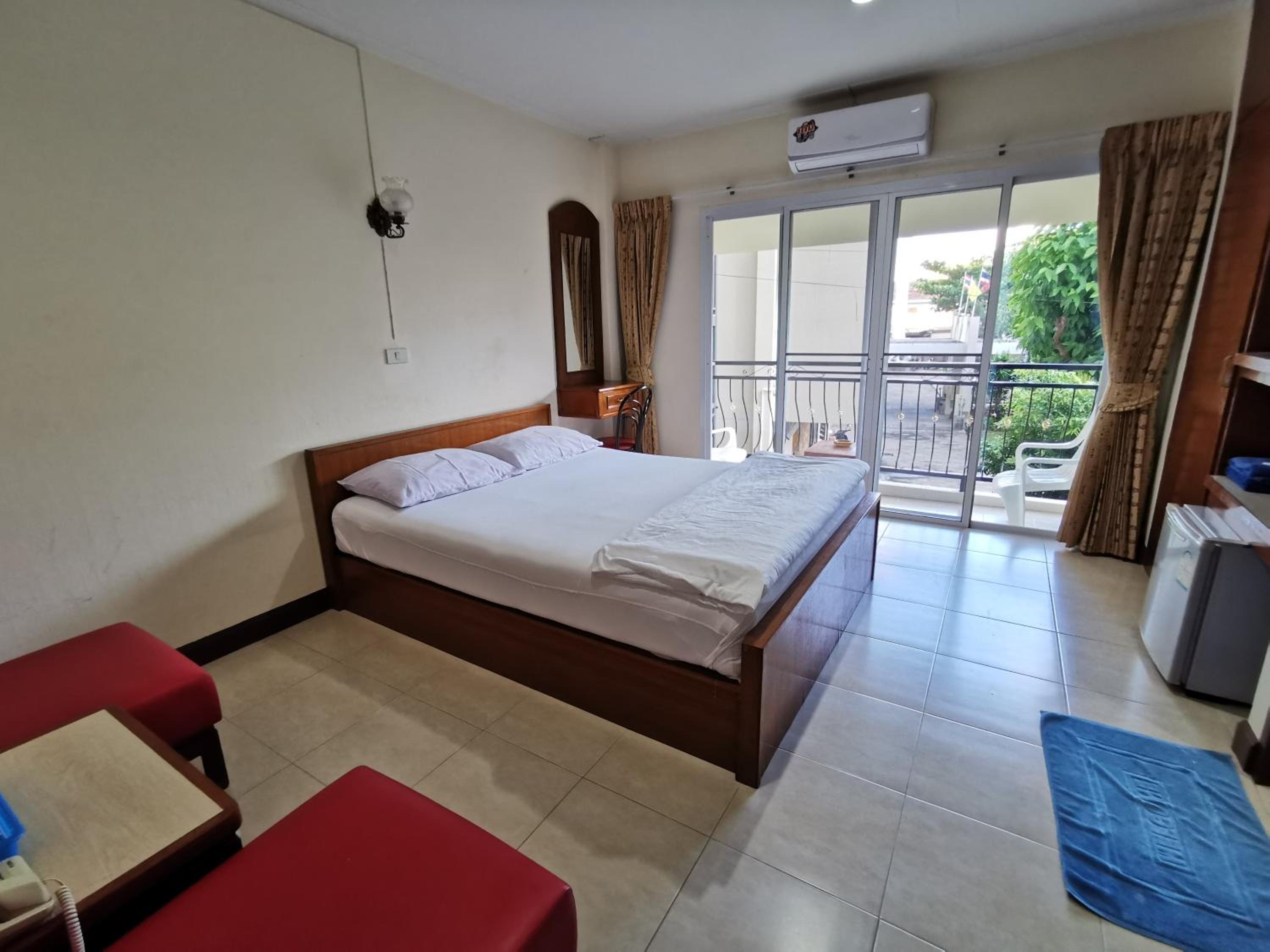 Standard Double Room - Photo 6