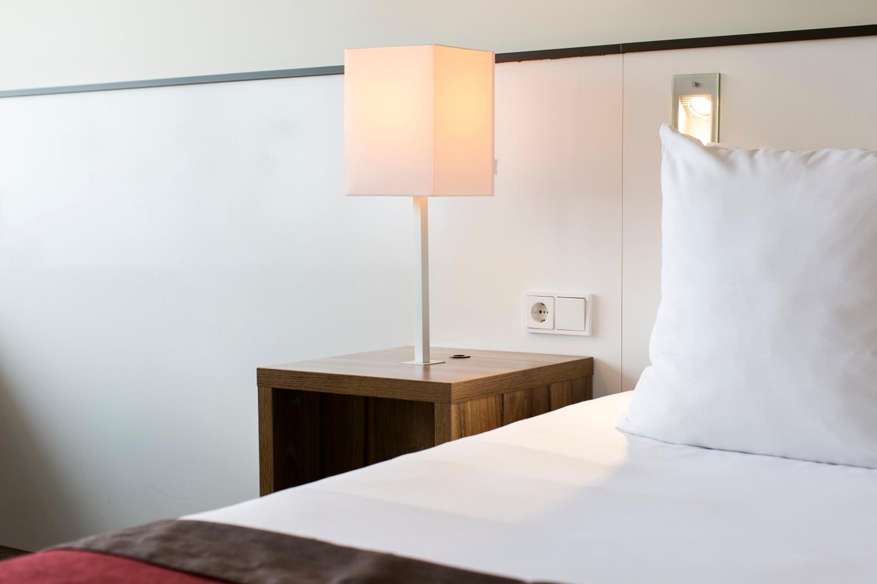Standard King Room - Photo 1