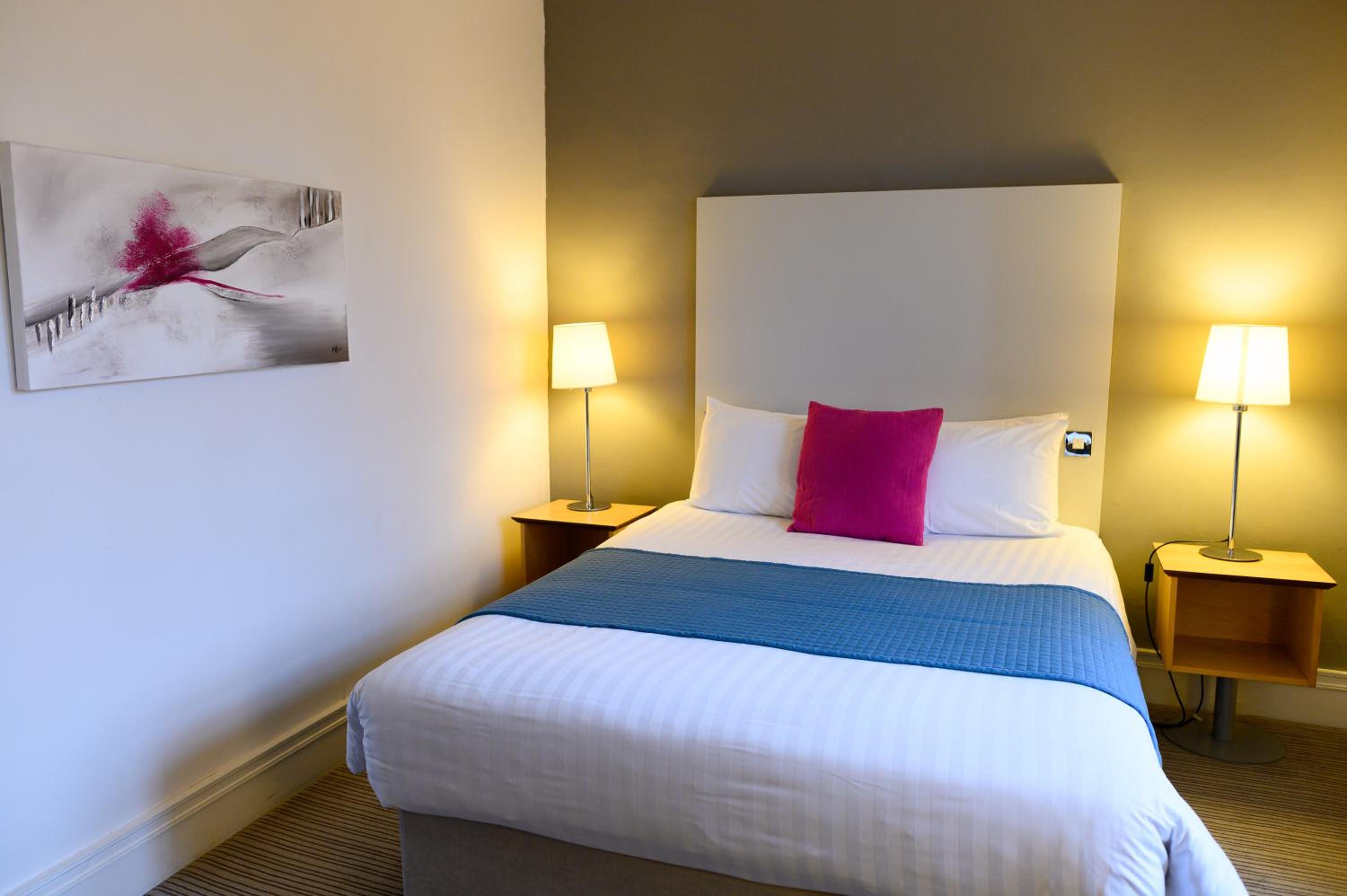 Standard Double Room - Photo 3