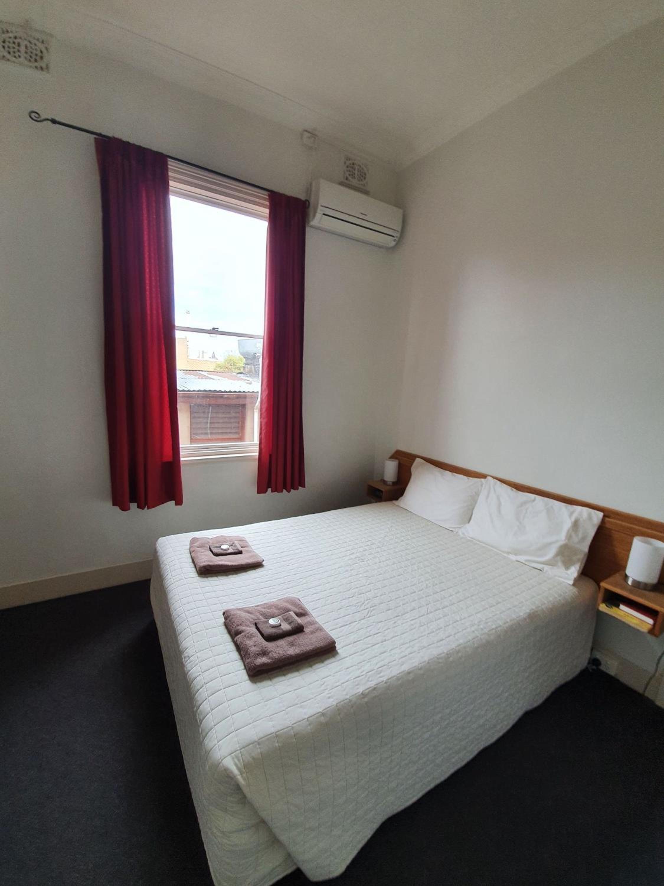 Double Room with Private Bathroom photo 3