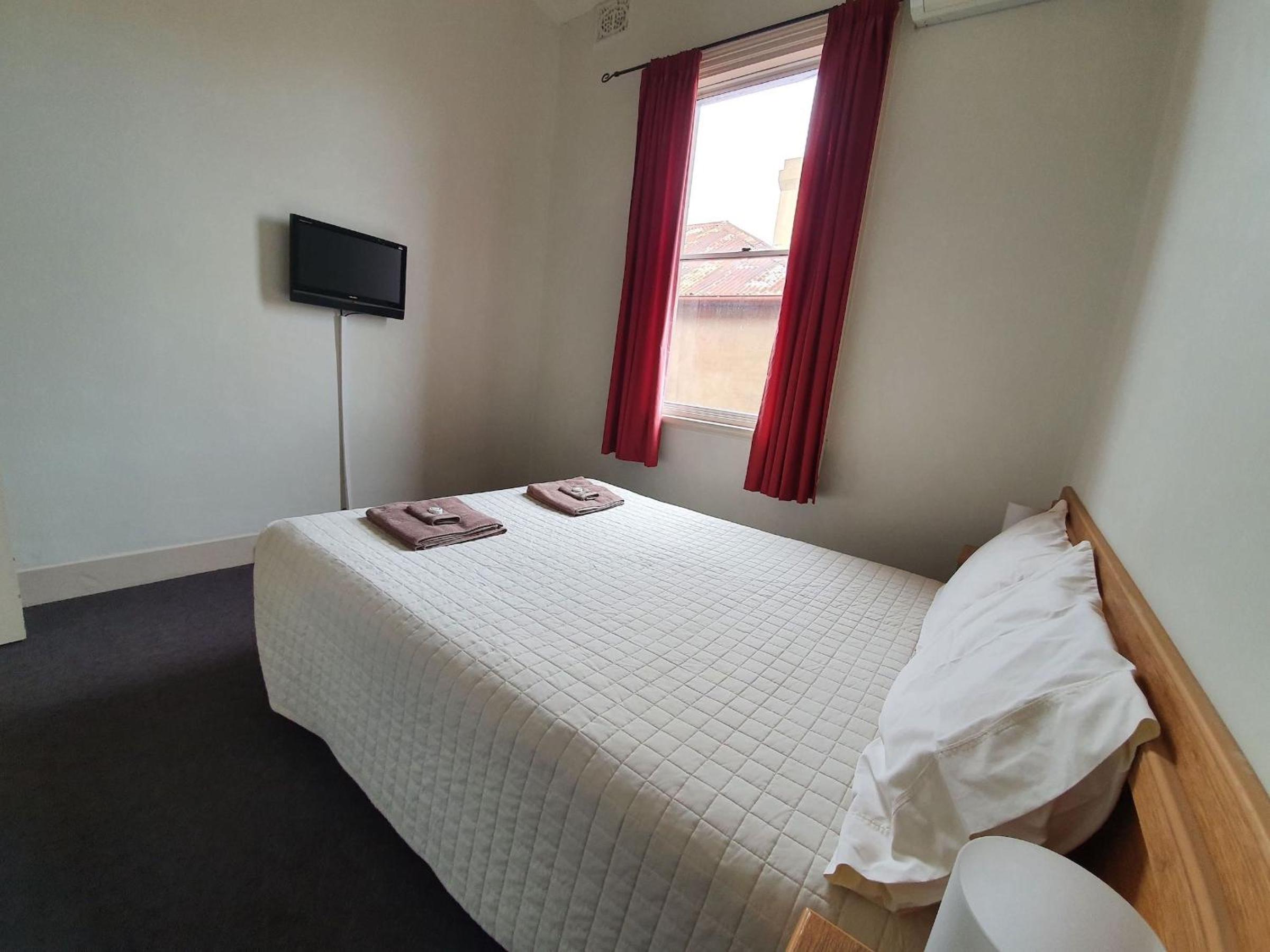 Triple Room with Private Bathroom photo 1