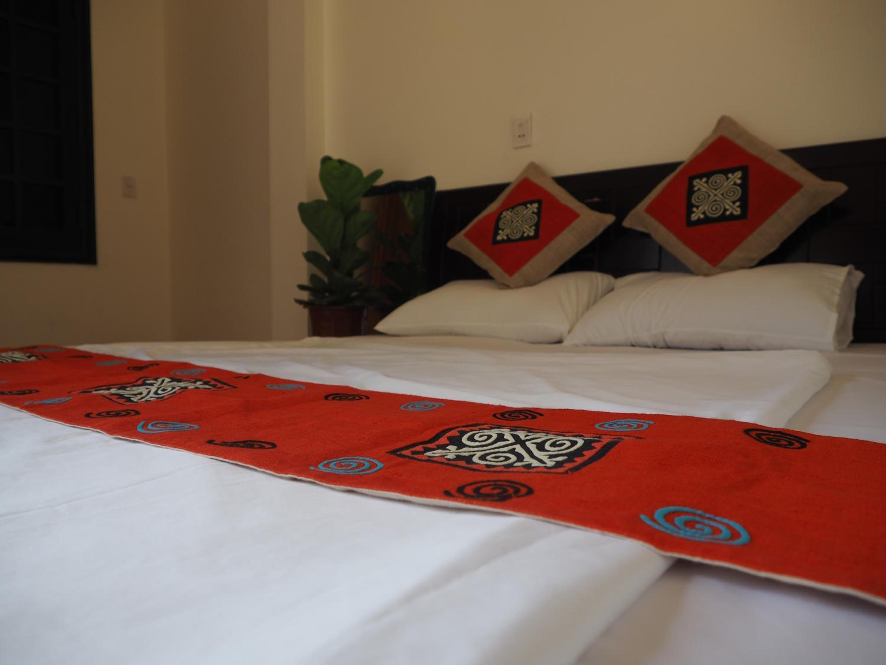 Deluxe Double Room with Balcony photo 2