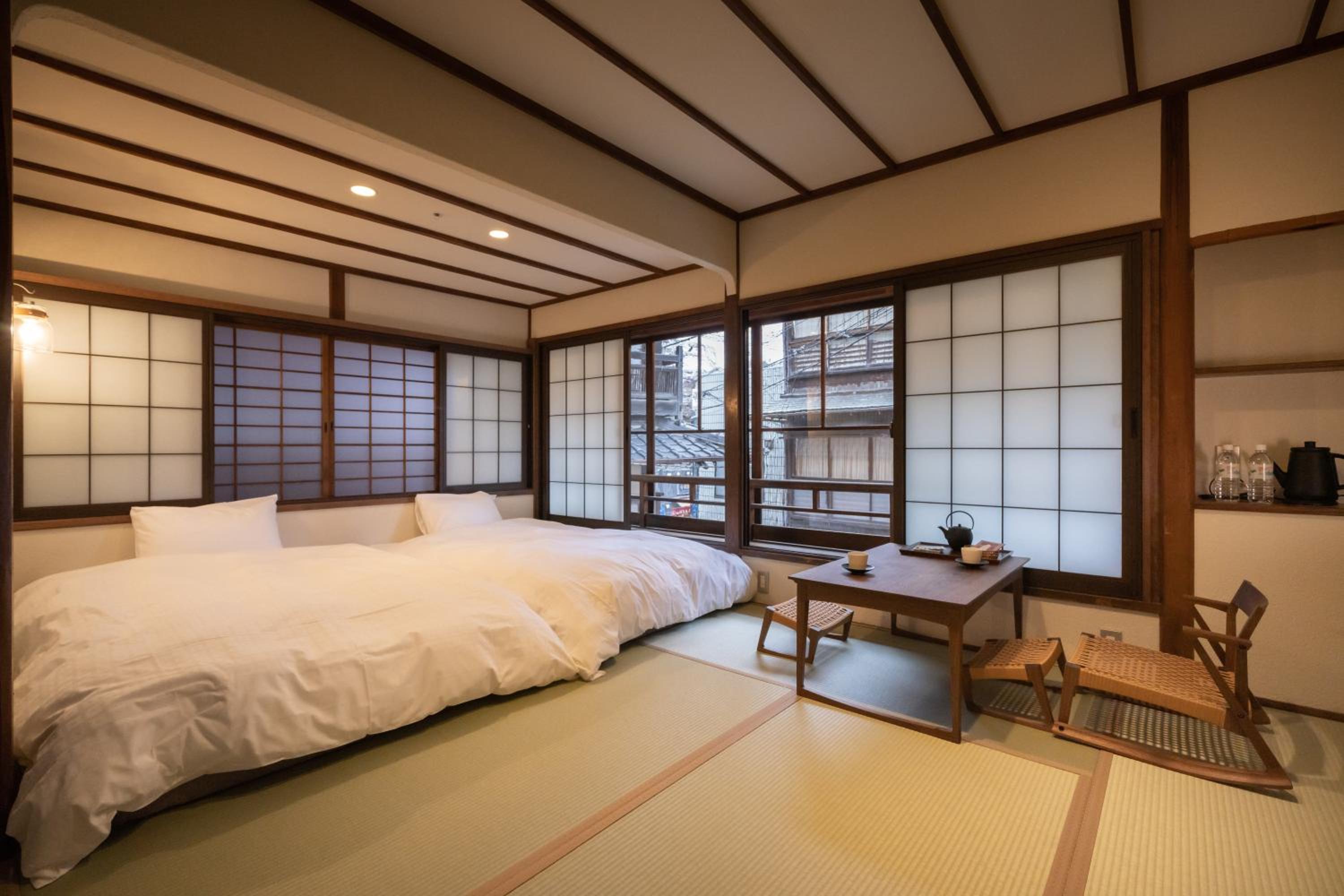 Twin Room With Shower