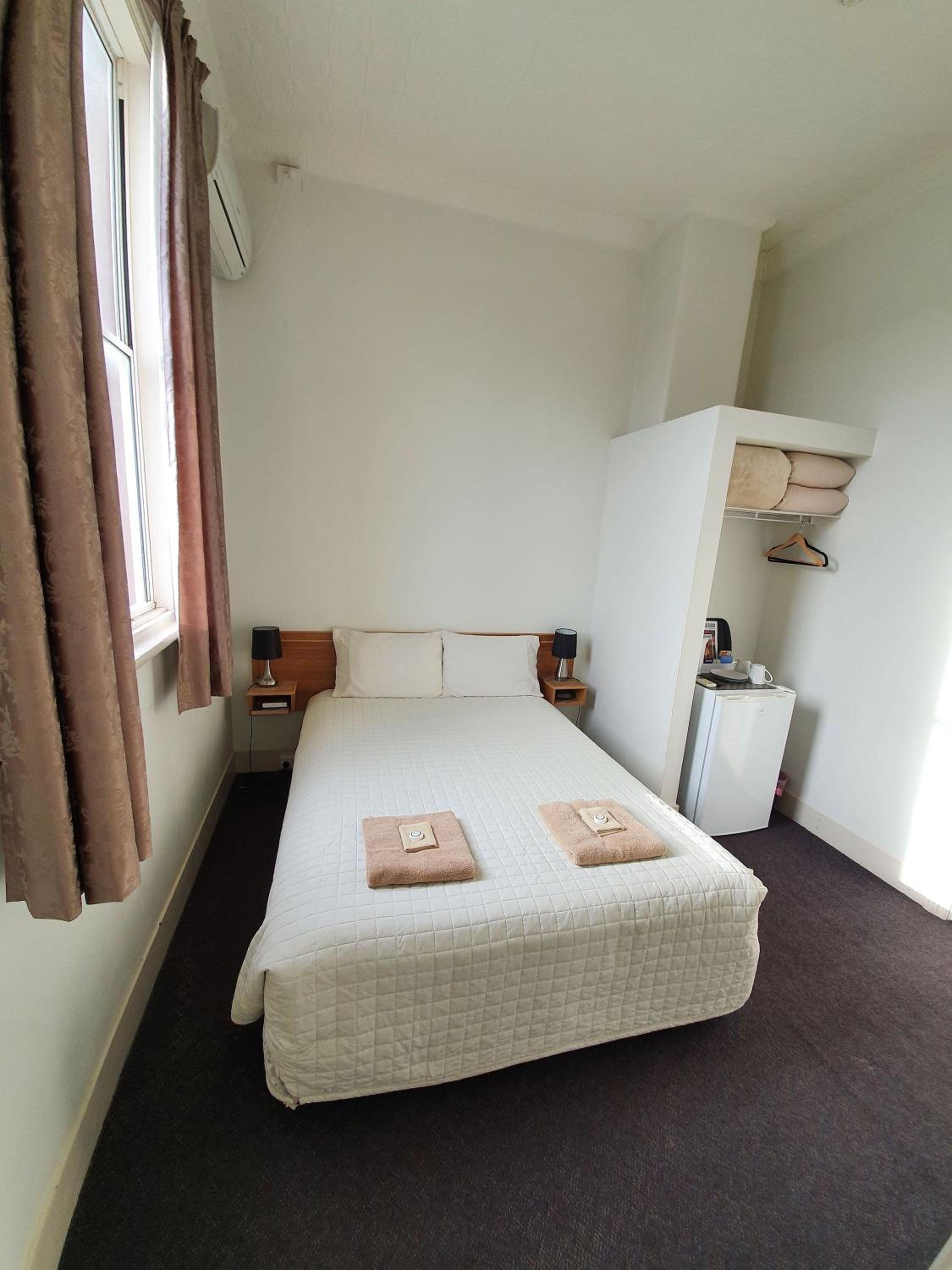 Triple Room with Private Bathroom photo 3