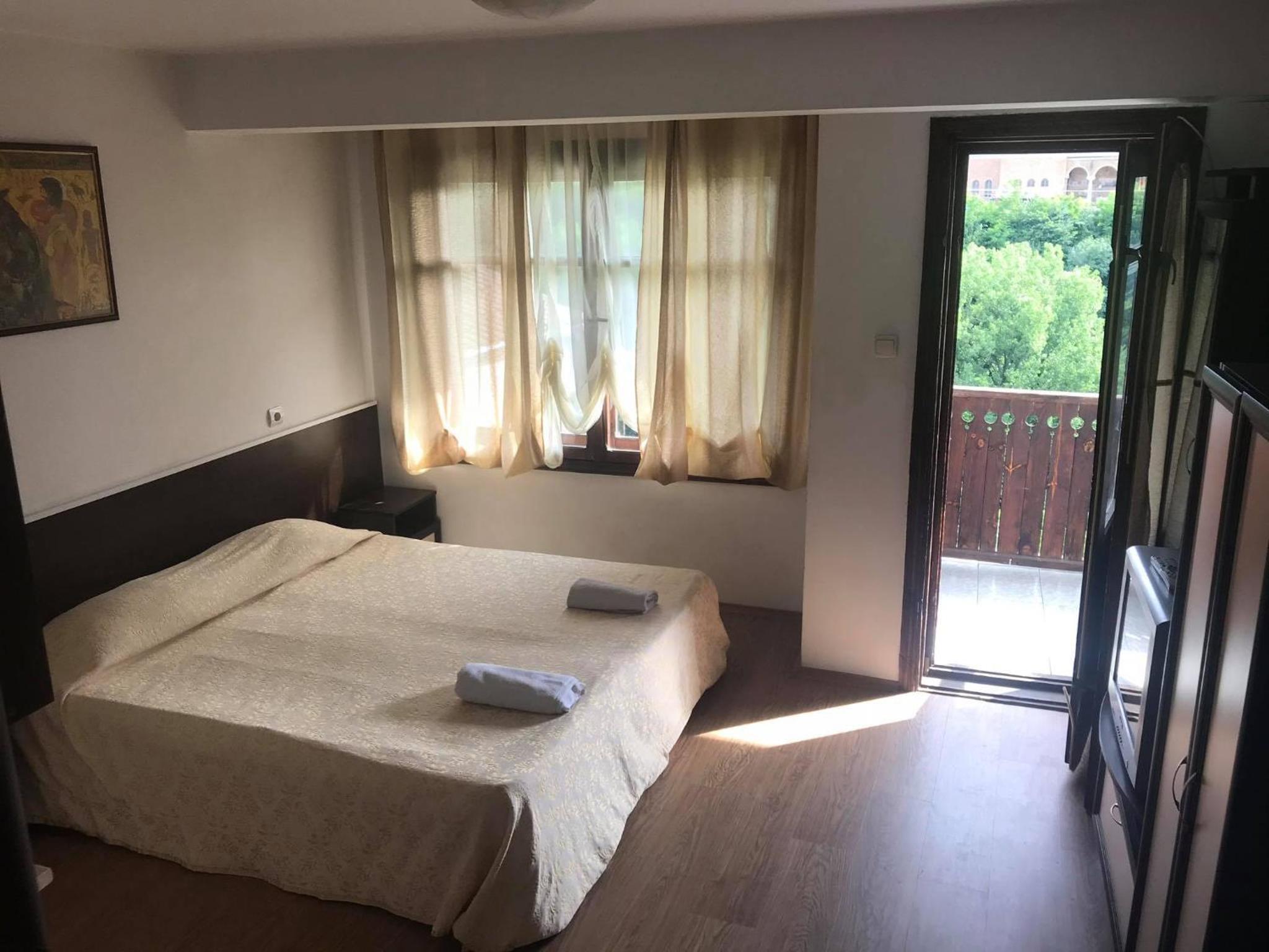 Double or Twin Room with Balcony photo 2