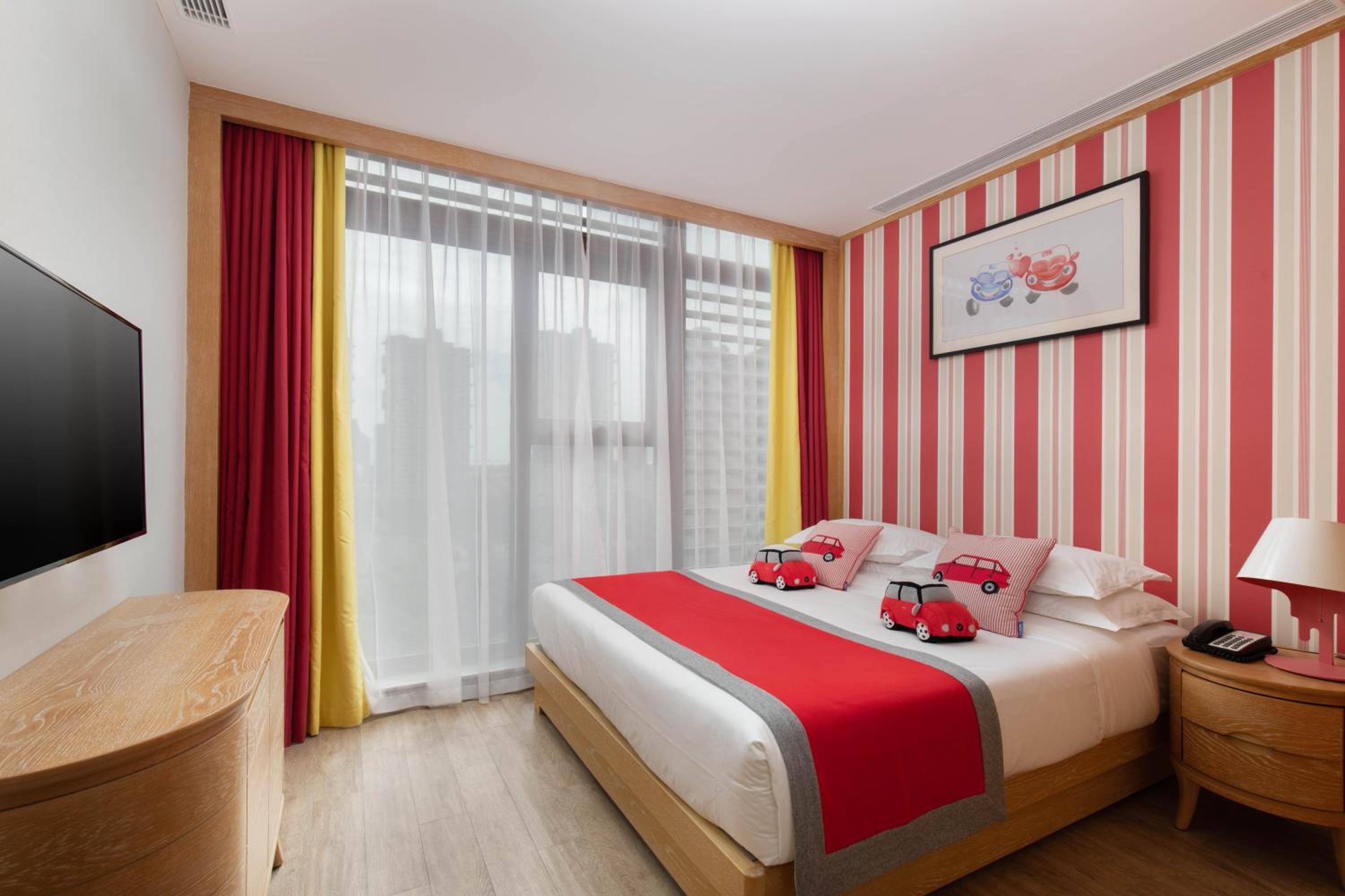 Two-Bedroom Suite photo 1