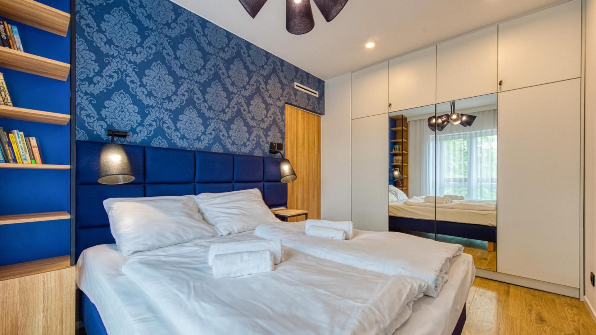 One-Bedroom Apartment - Photo 9