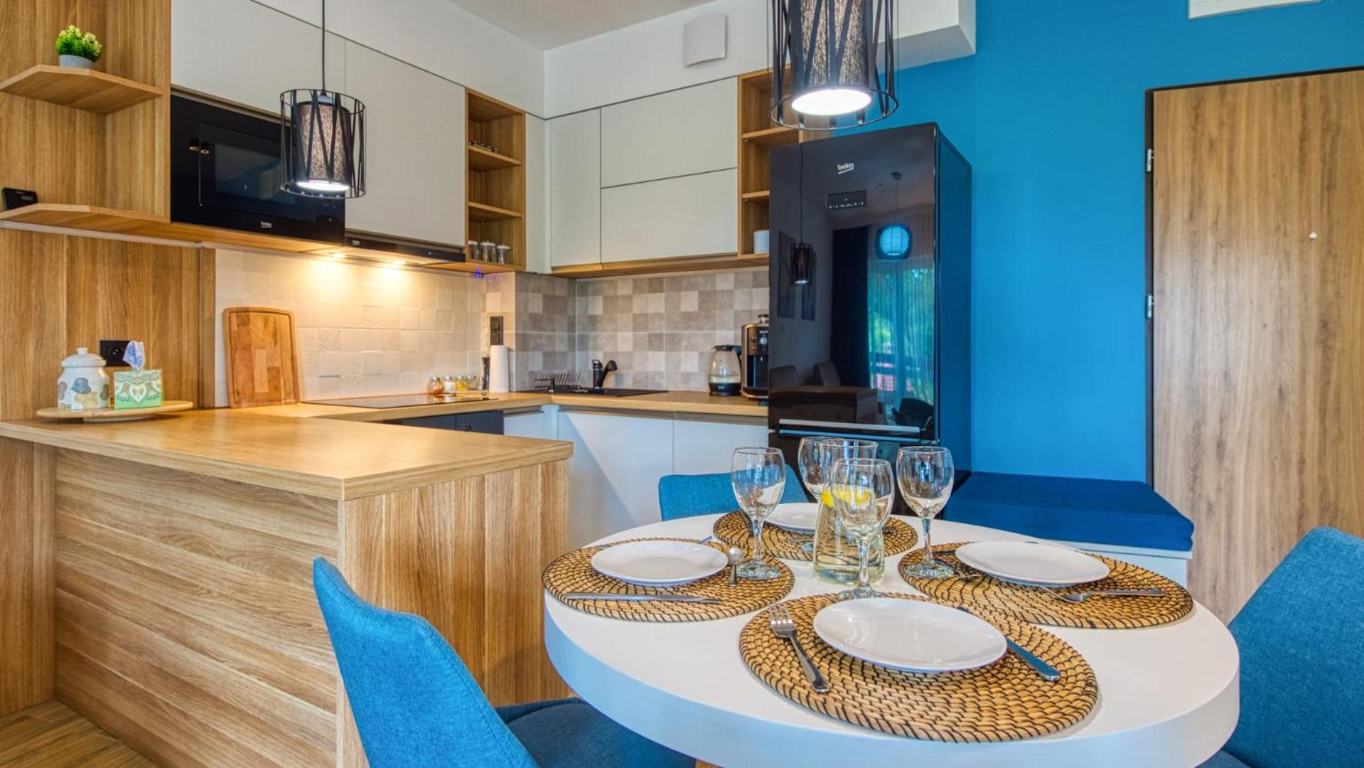 One-Bedroom Apartment - Photo 12