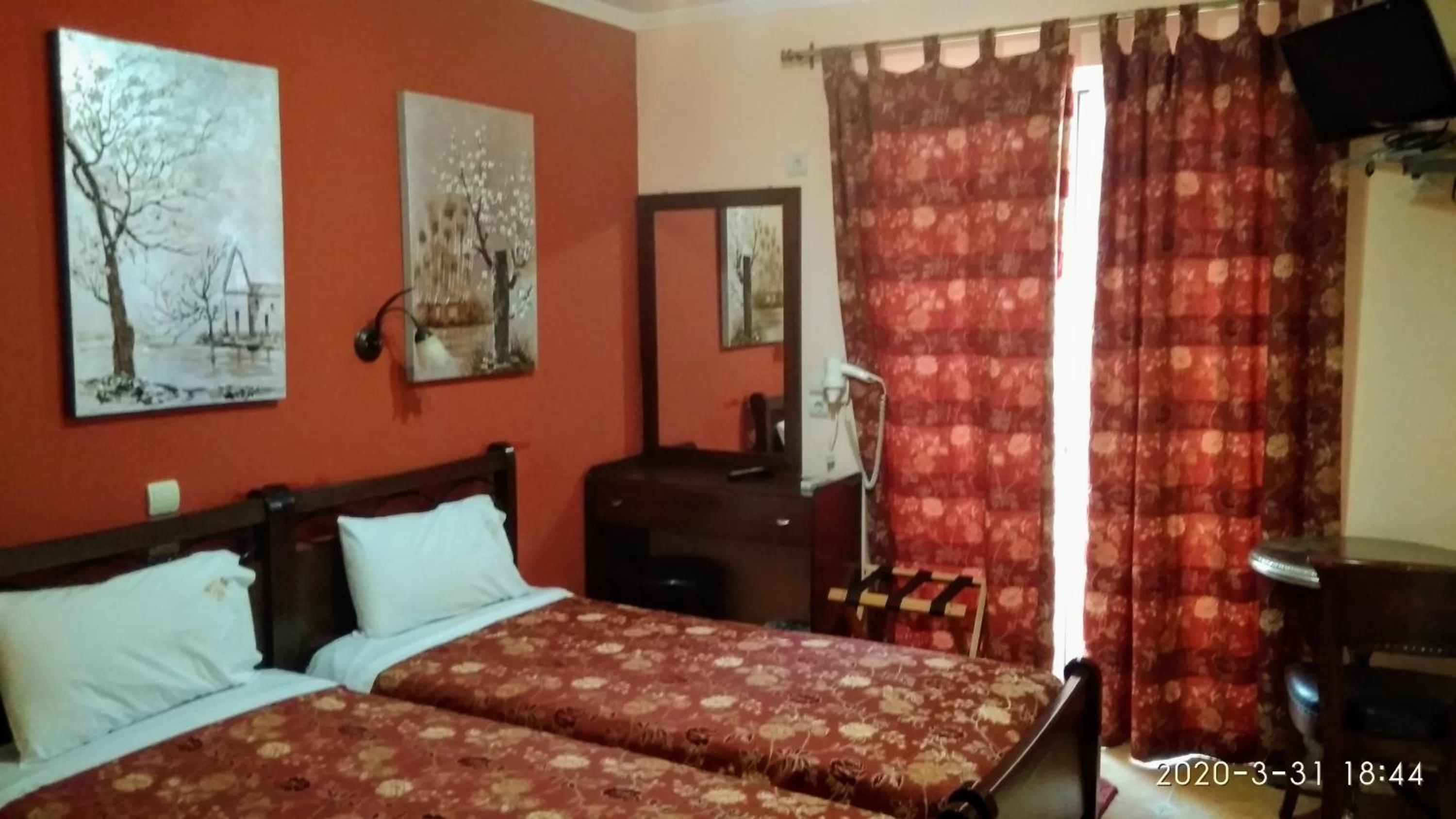Double or Twin Room with Side Sea View photo 2