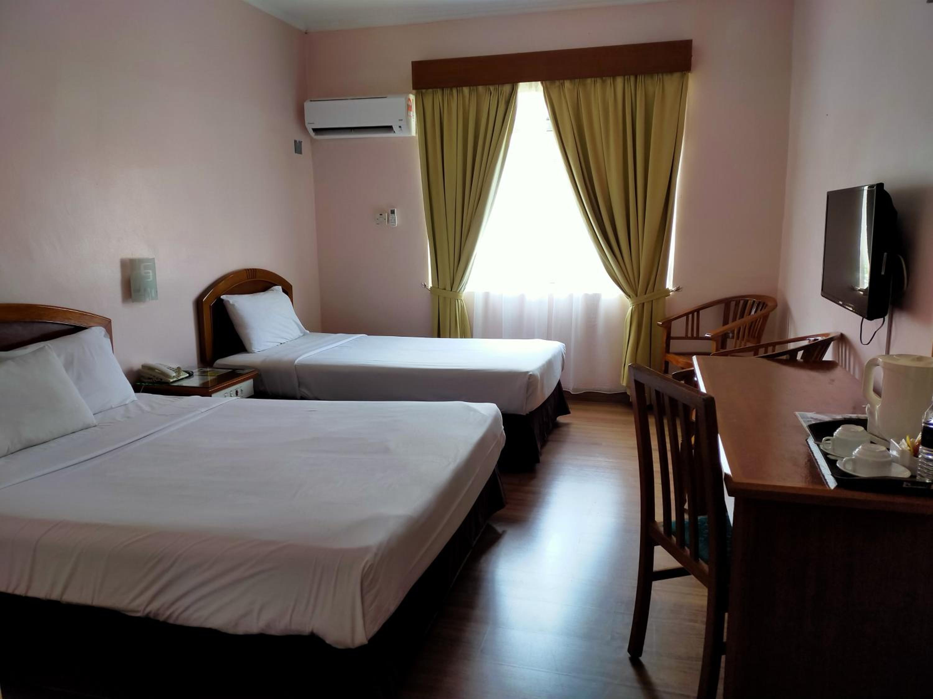Superior Twin Room photo 2