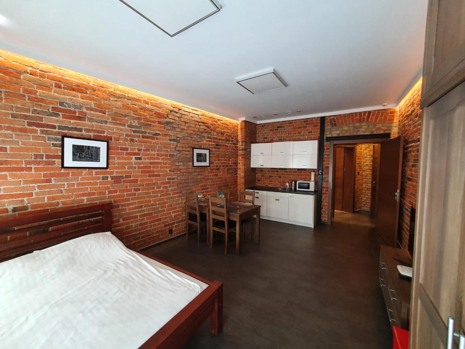 Studio Apartment photo 3