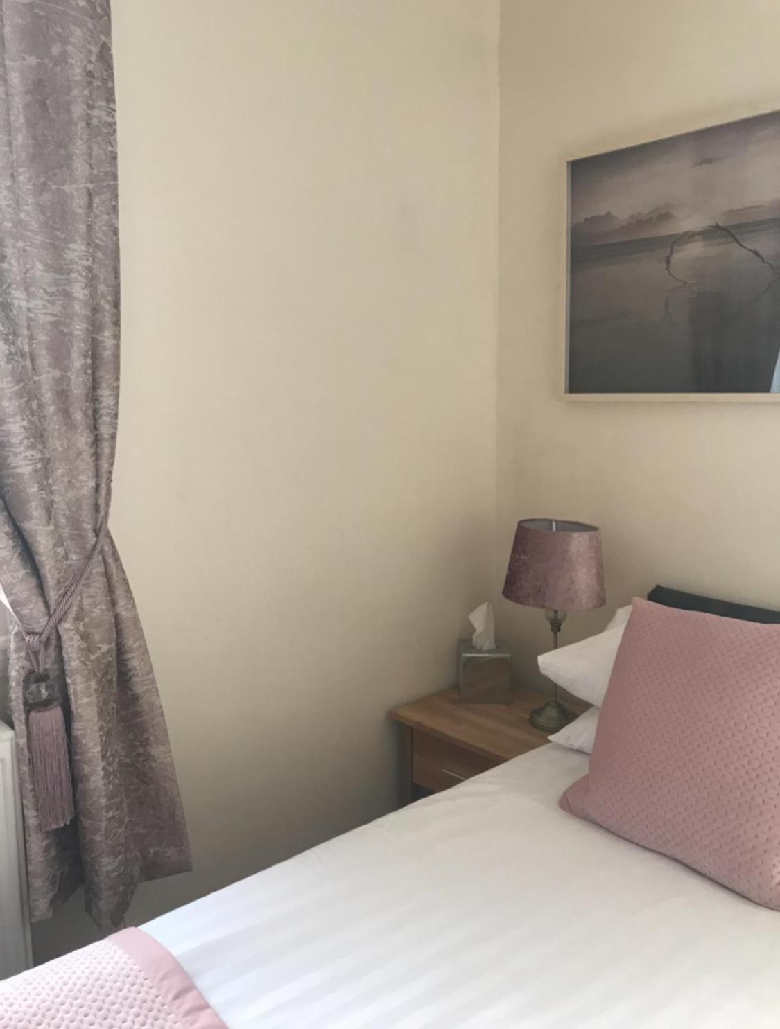 King Room with Ensuite - Photo 11
