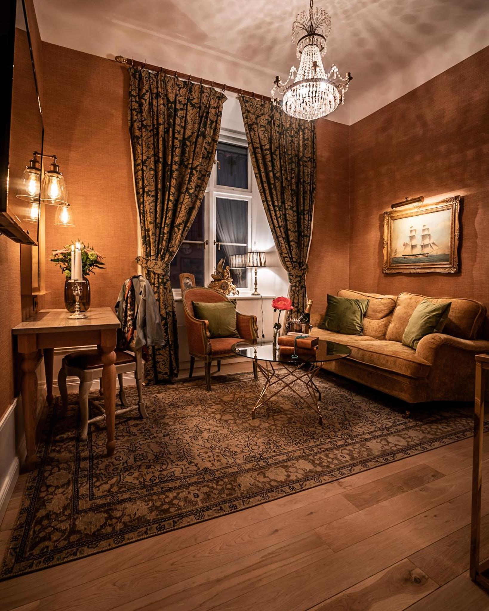 One-Bedroom Suite