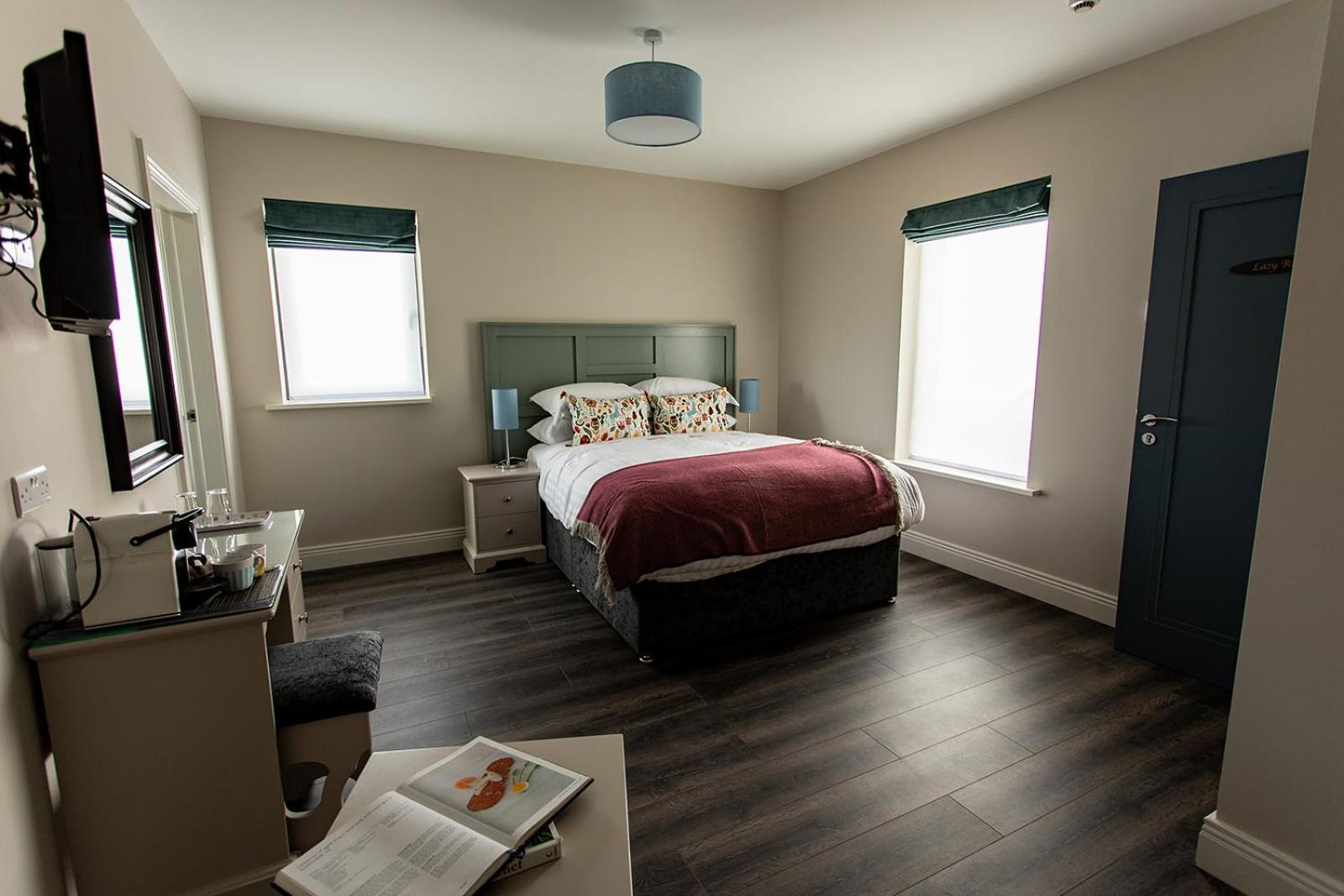 Deluxe Queen Room