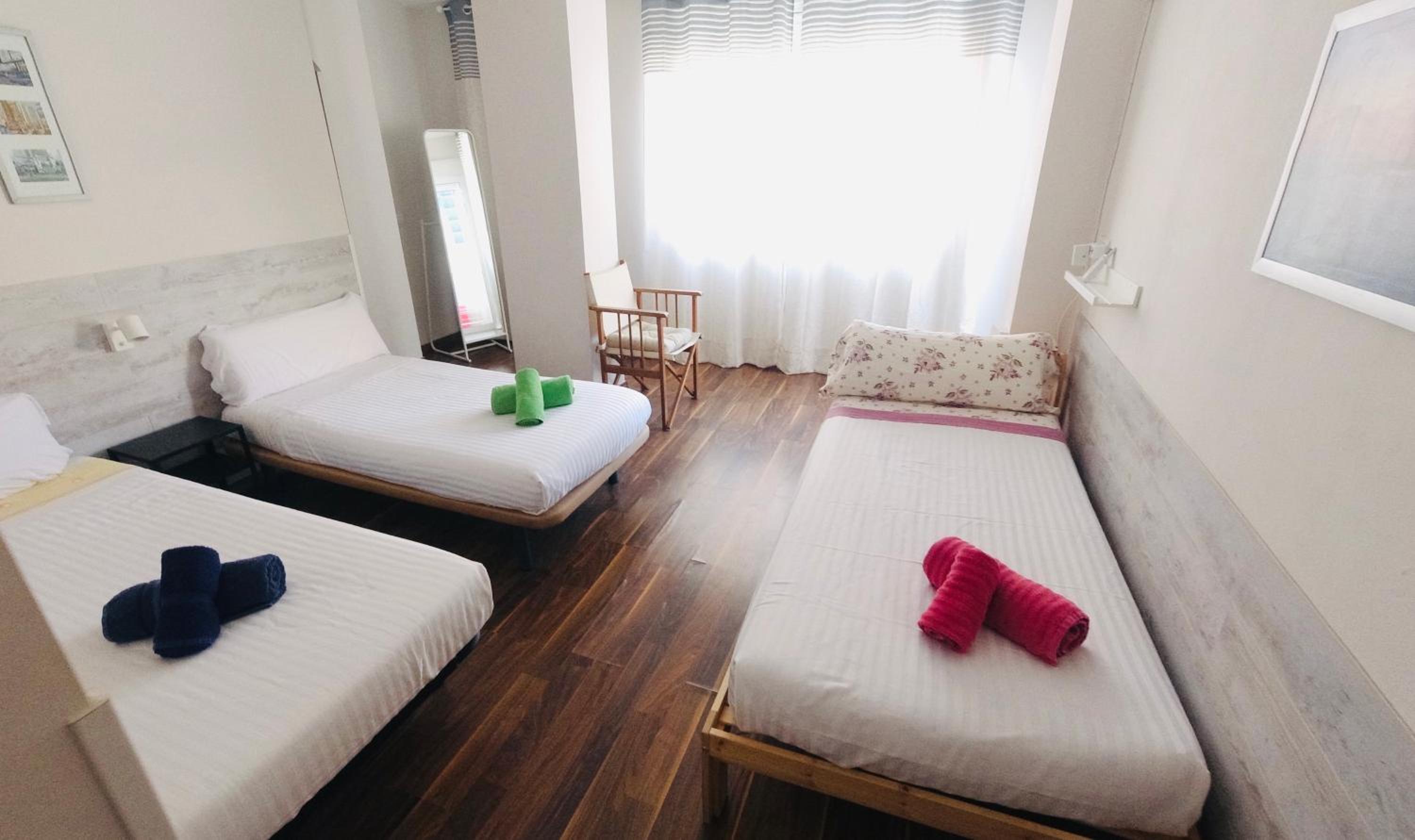 Two-Bedroom Apartment with Terrace - Photo 11
