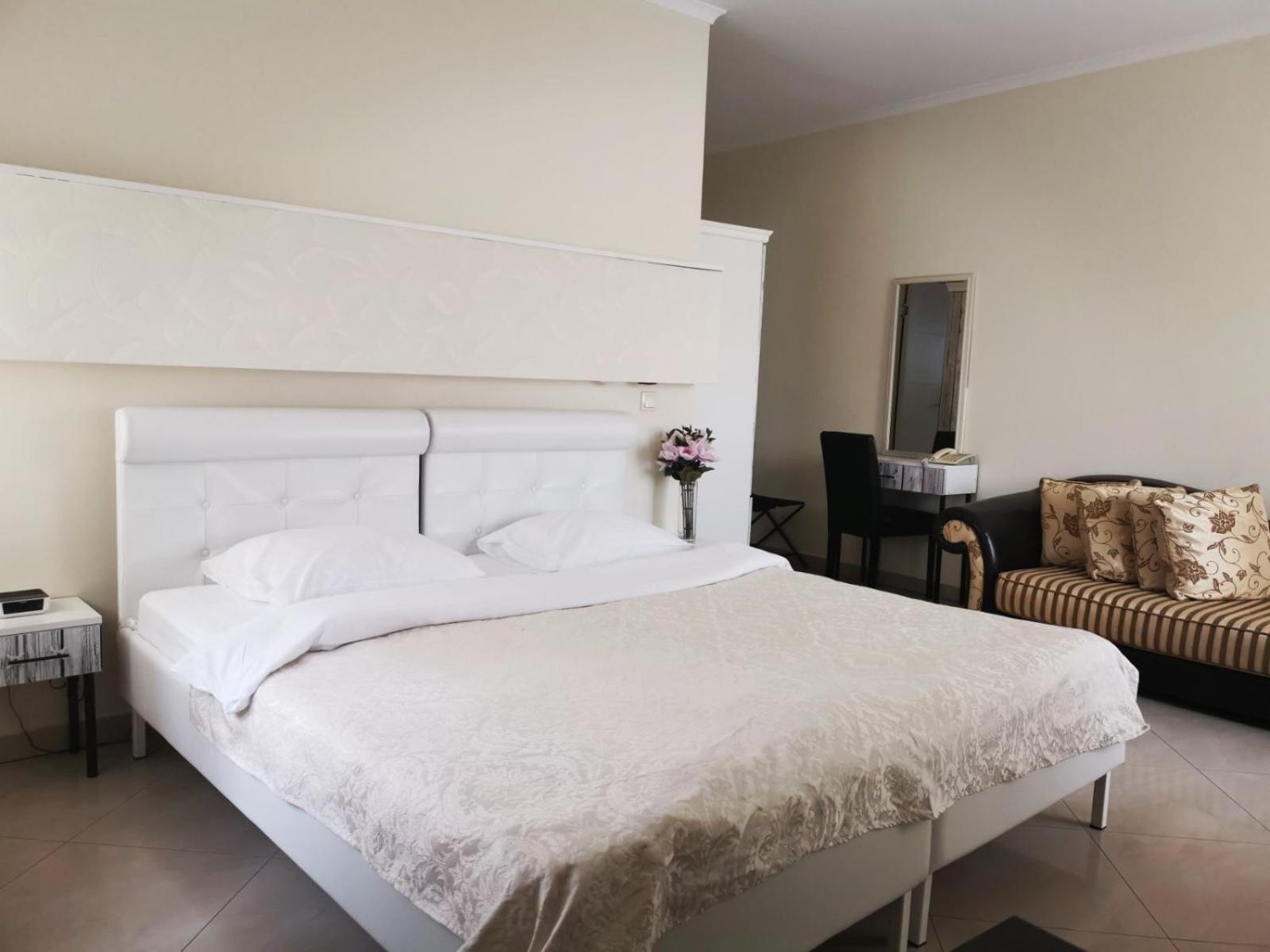 Double or Twin Room - Photo 1