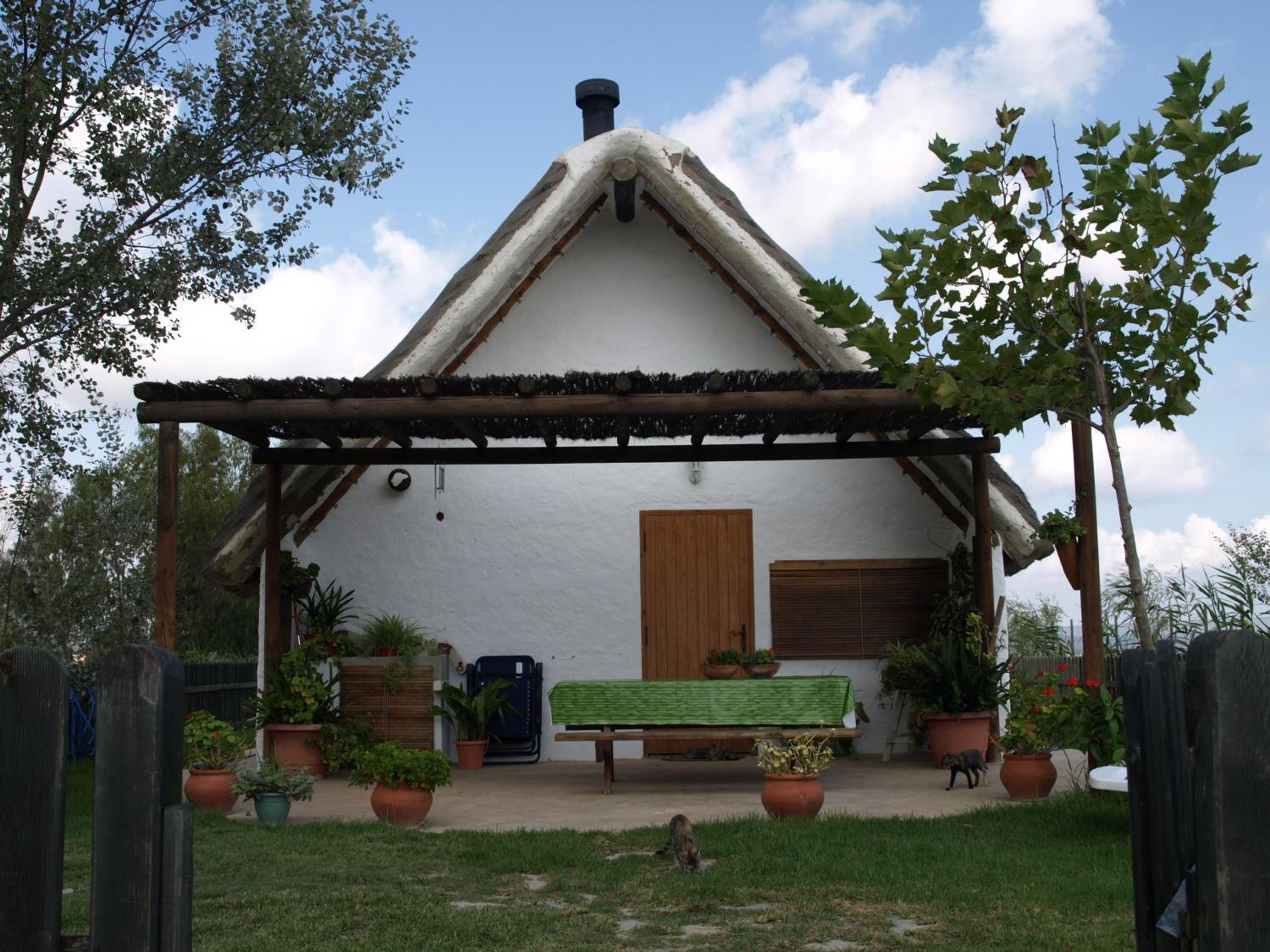 Two-Bedroom House - Photo 19