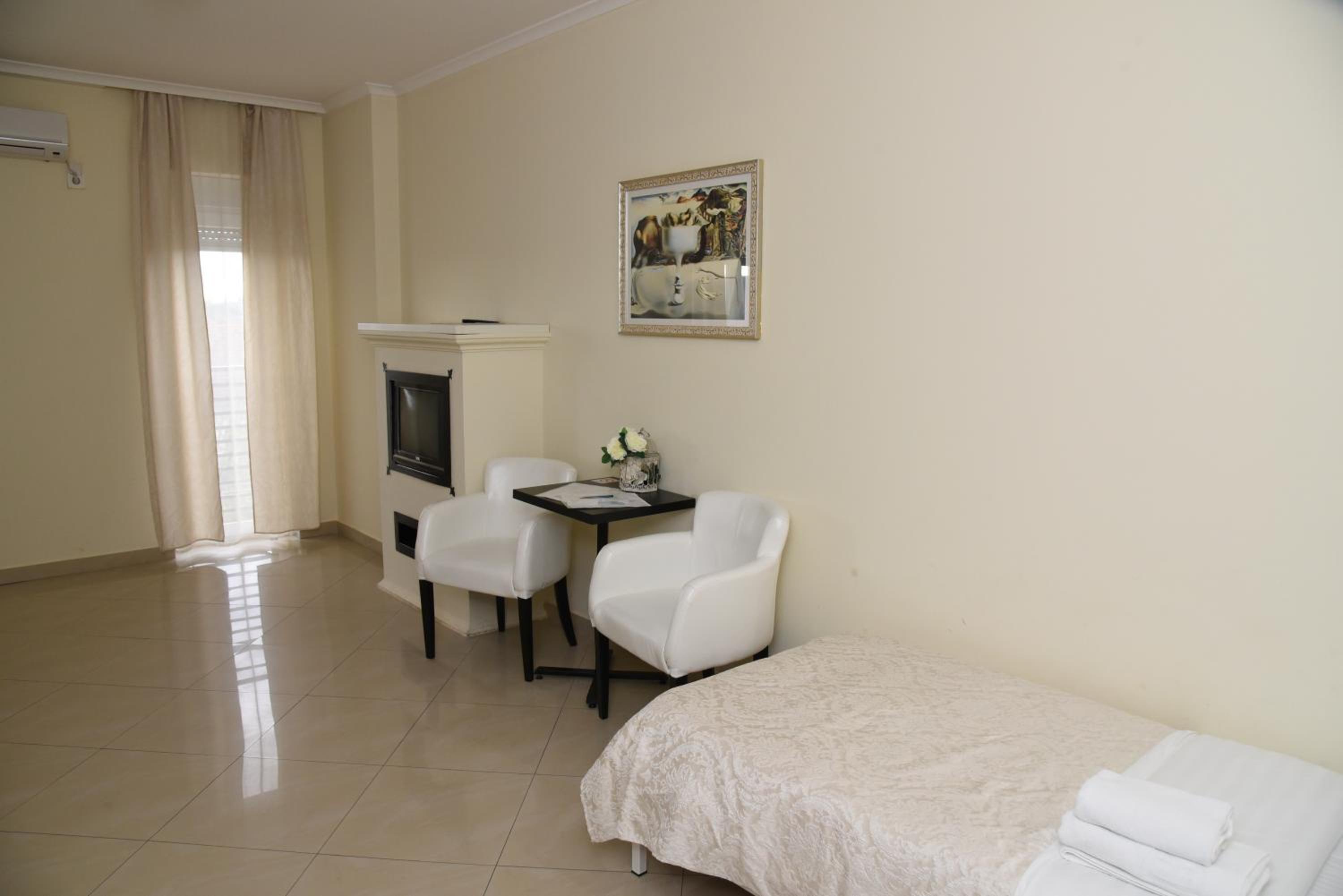 Triple Room - Photo 4