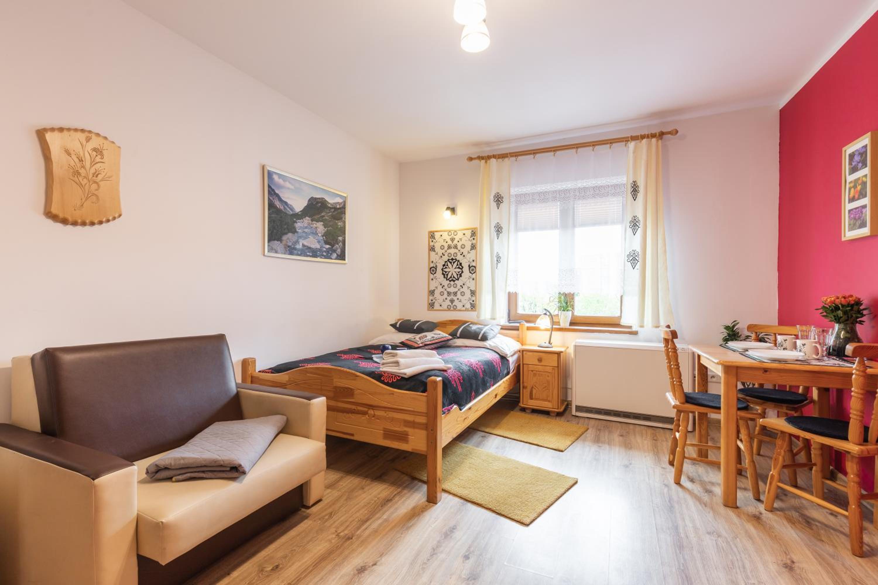 Studio (3 Adults) - Photo 11
