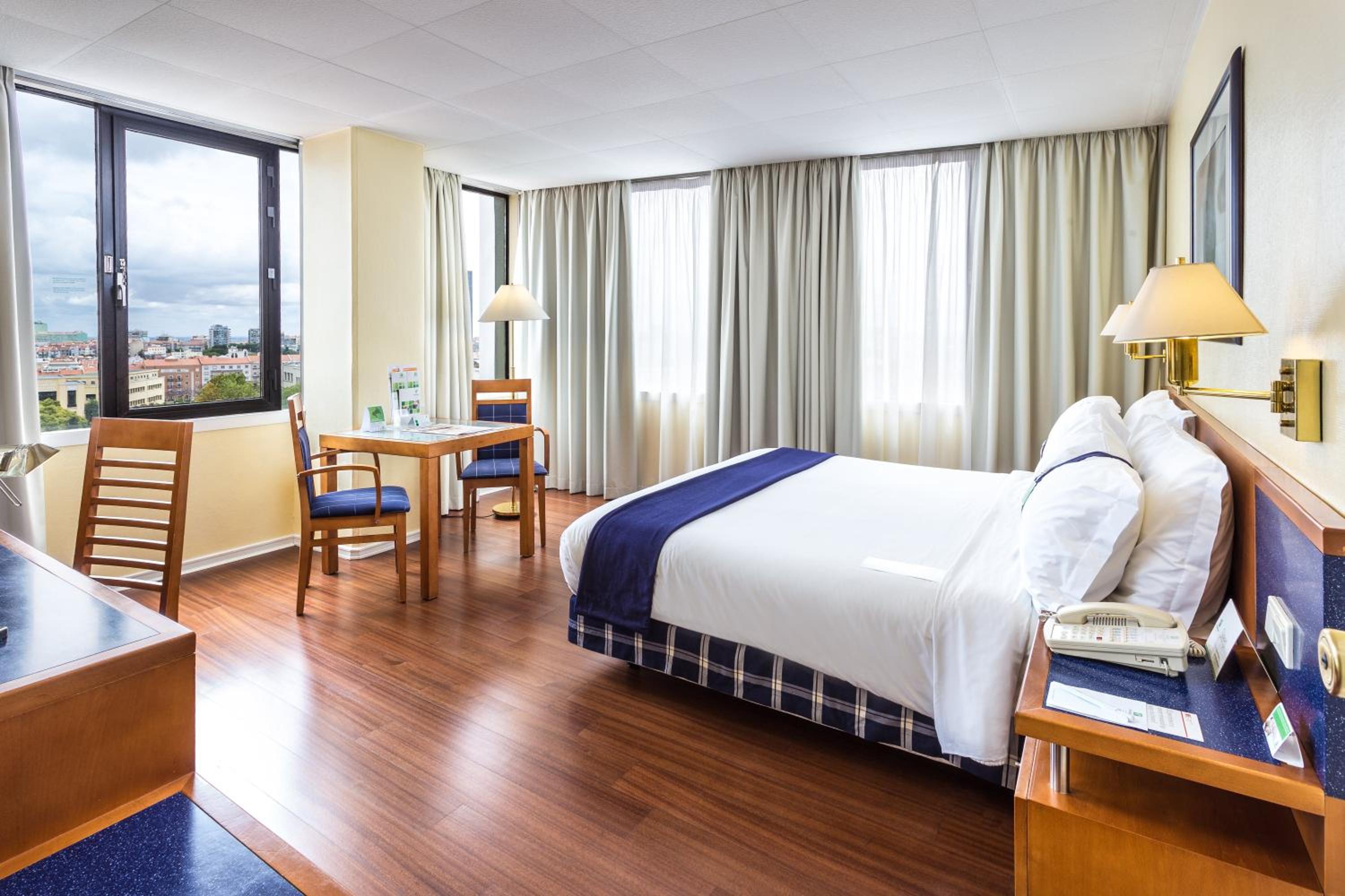 Standard Room - Photo 11