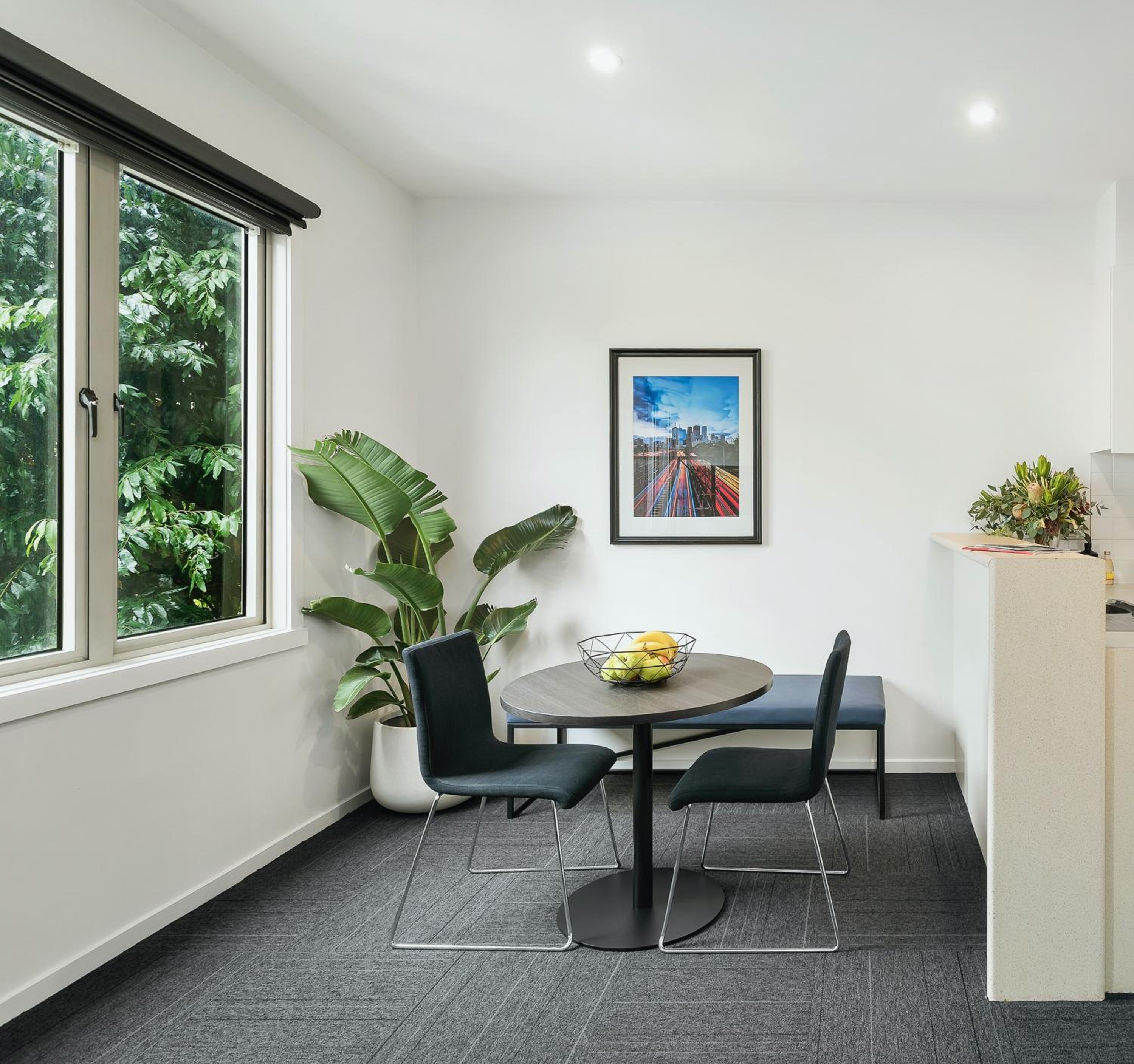 Executive One-Bedroom Apartment photo 3