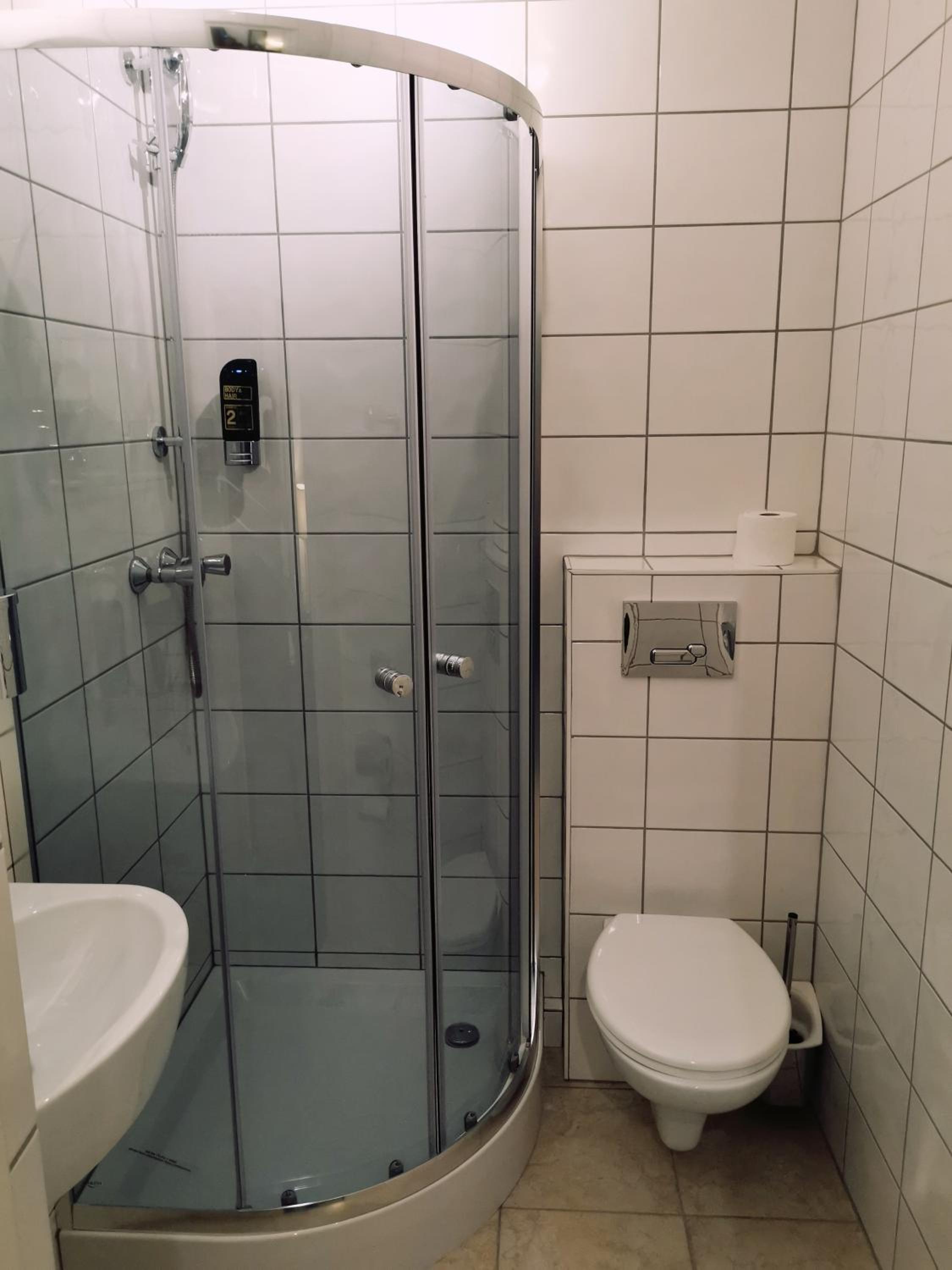 Single Room photo 2
