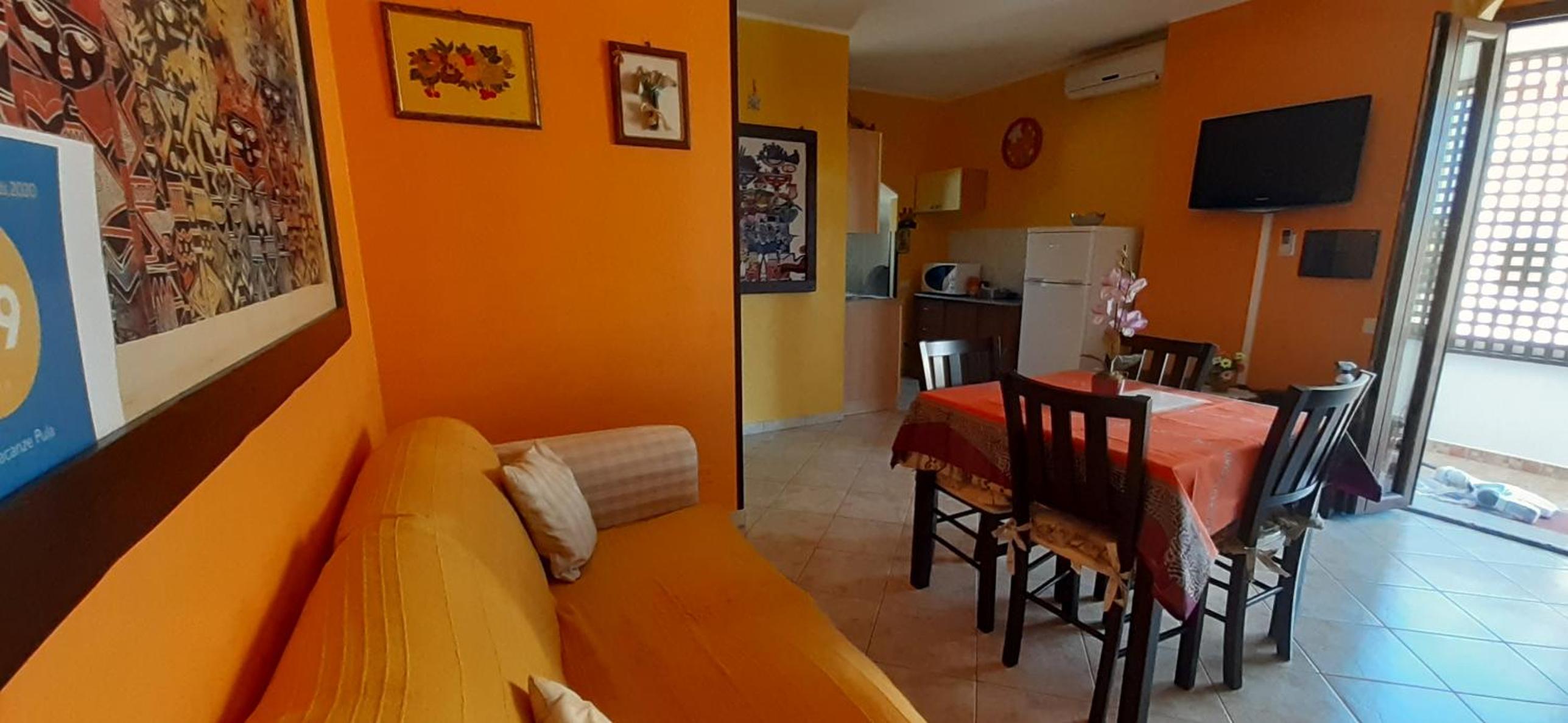 One-Bedroom Apartment photo 2