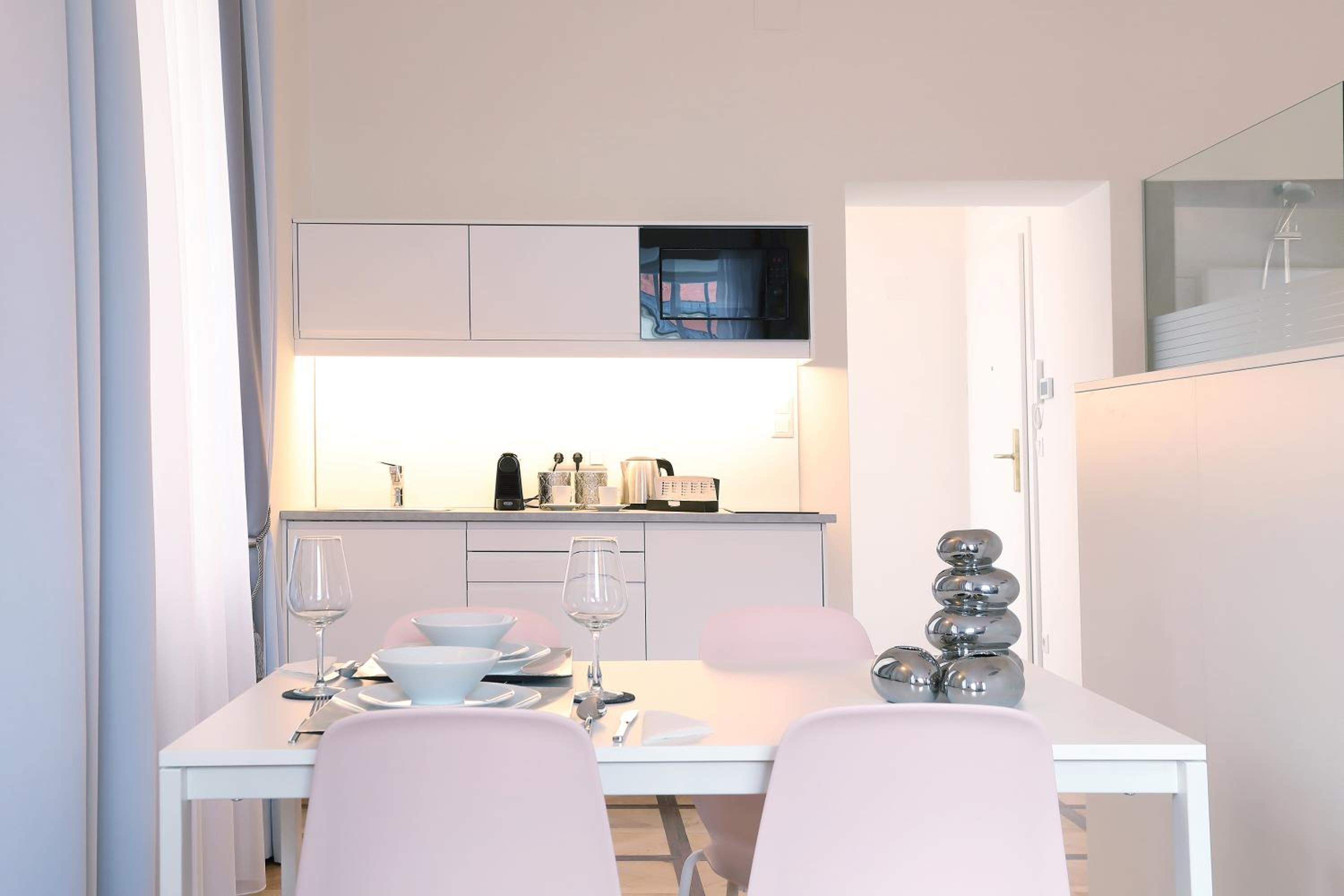 Studio Apartment photo 2
