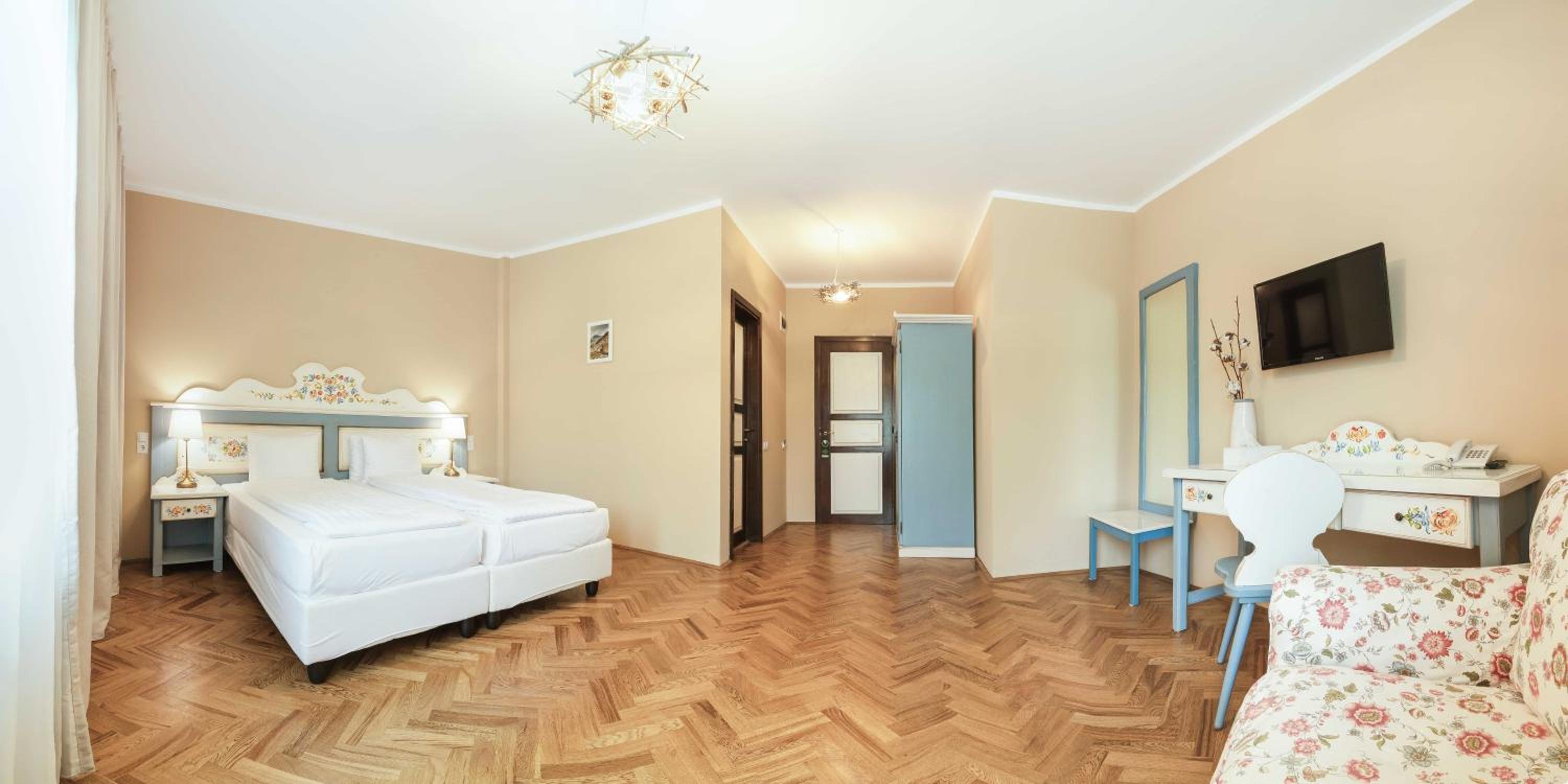 Superior Double Room - Photo 8