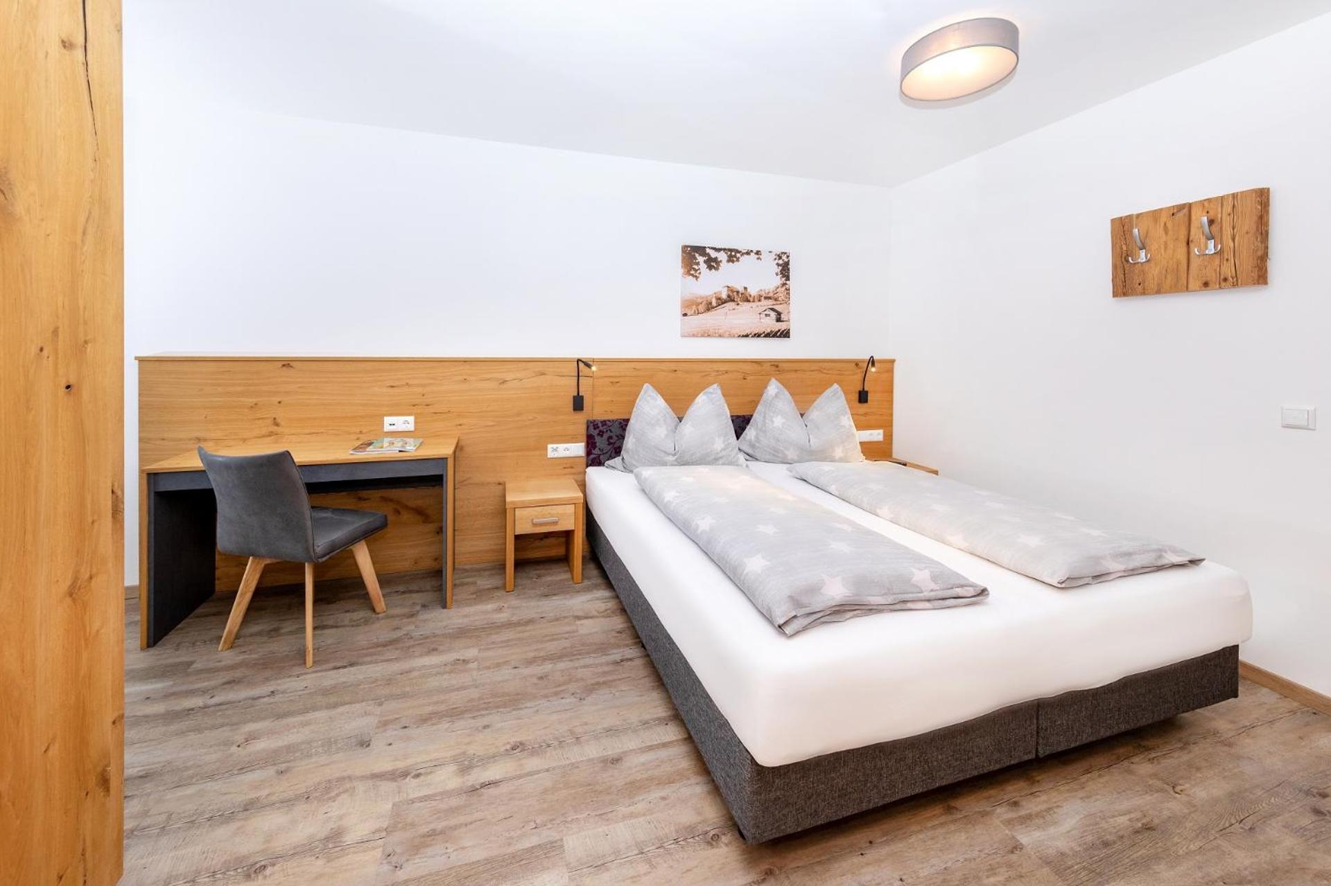 Apartment with Terrace photo 2