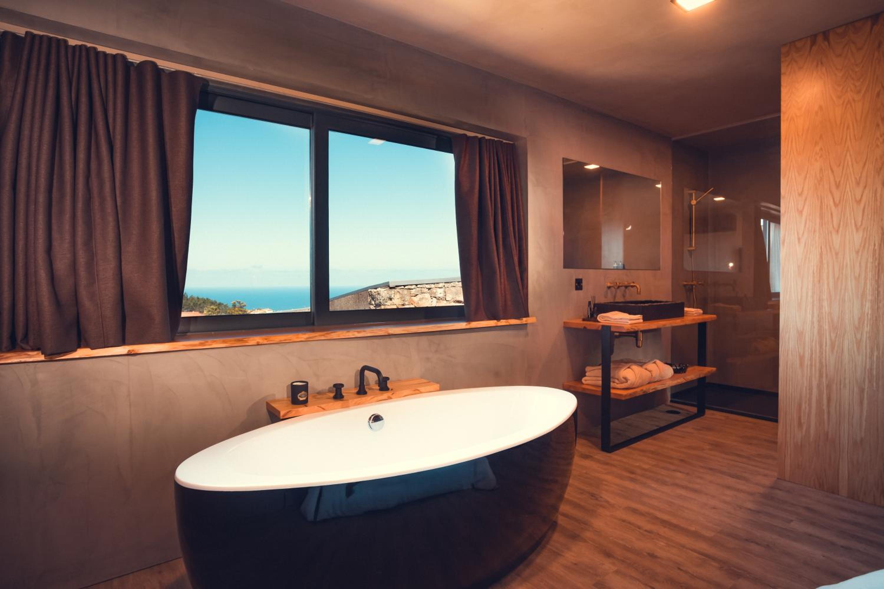 Superior Double Room - Photo 2