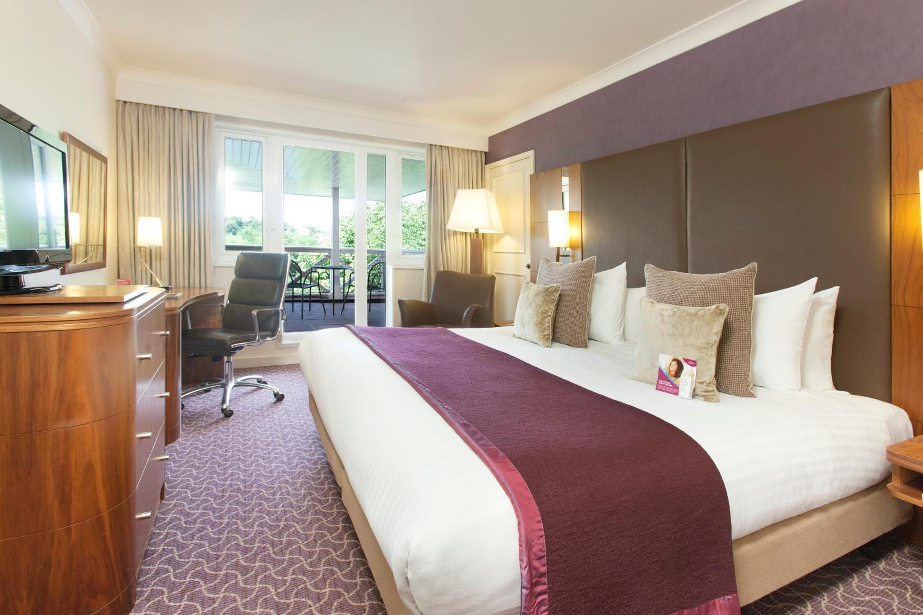 Premium King Room With Balcony