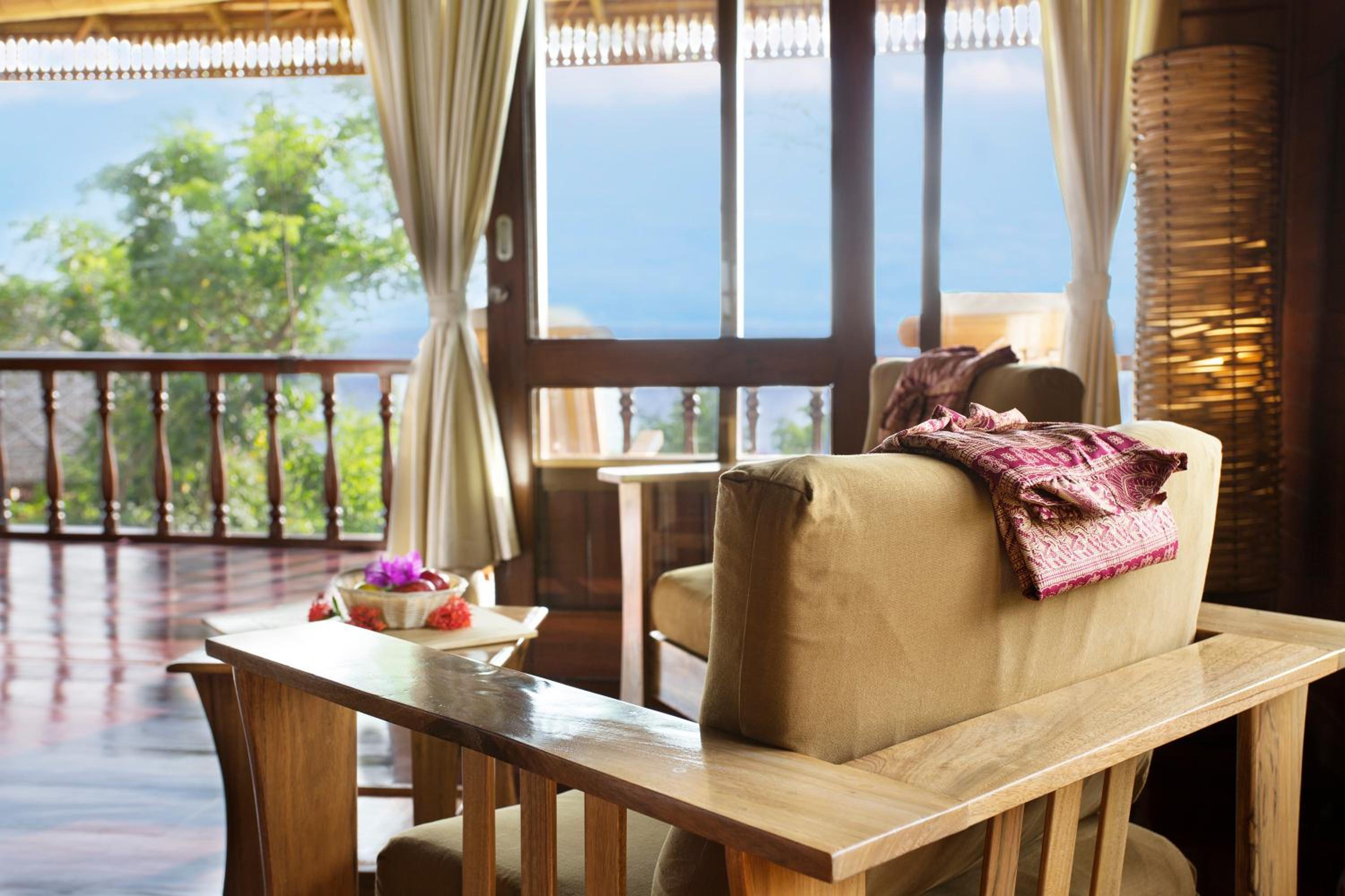 Two-Story Cottage - All Inclusive photo 2