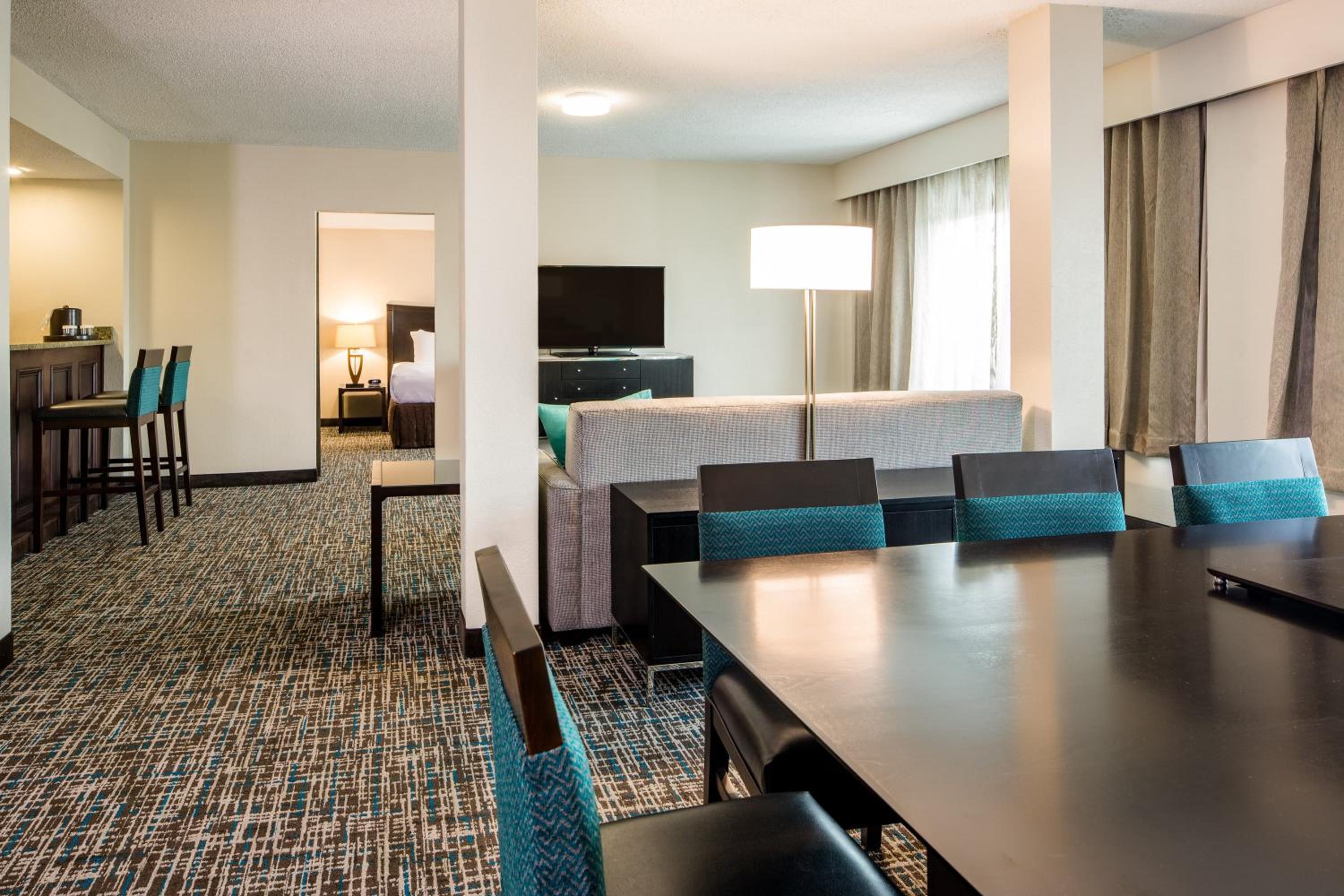 One-Bedroom Suite with Sofa Bed