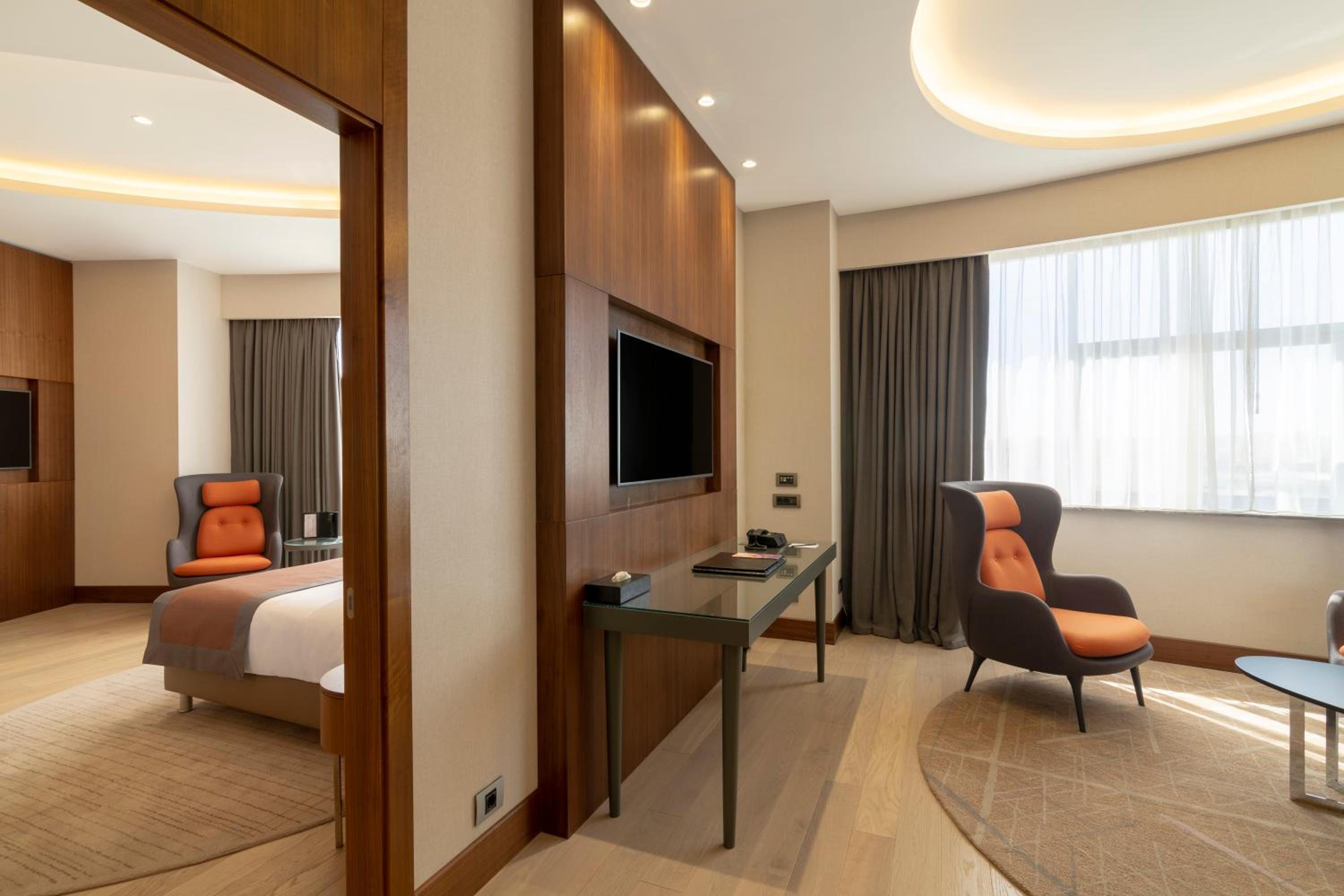 One-Bedroom King Suite with City View