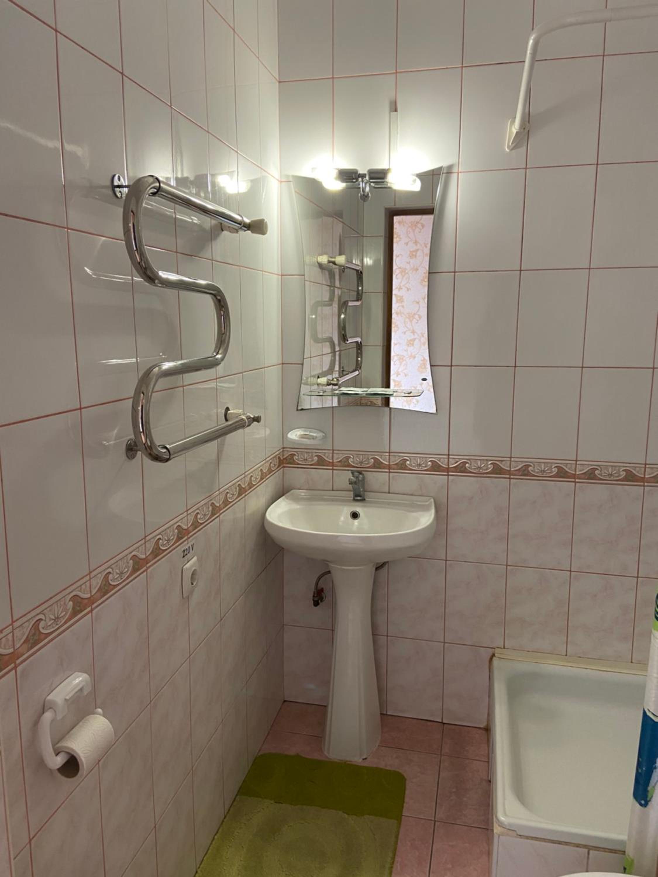 Double Room with Private Bathroom photo 2