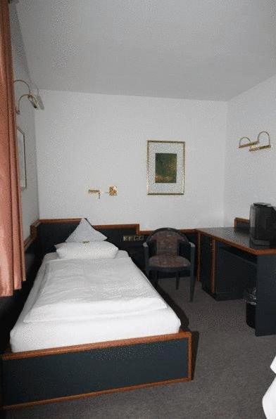 Single Room photo 1