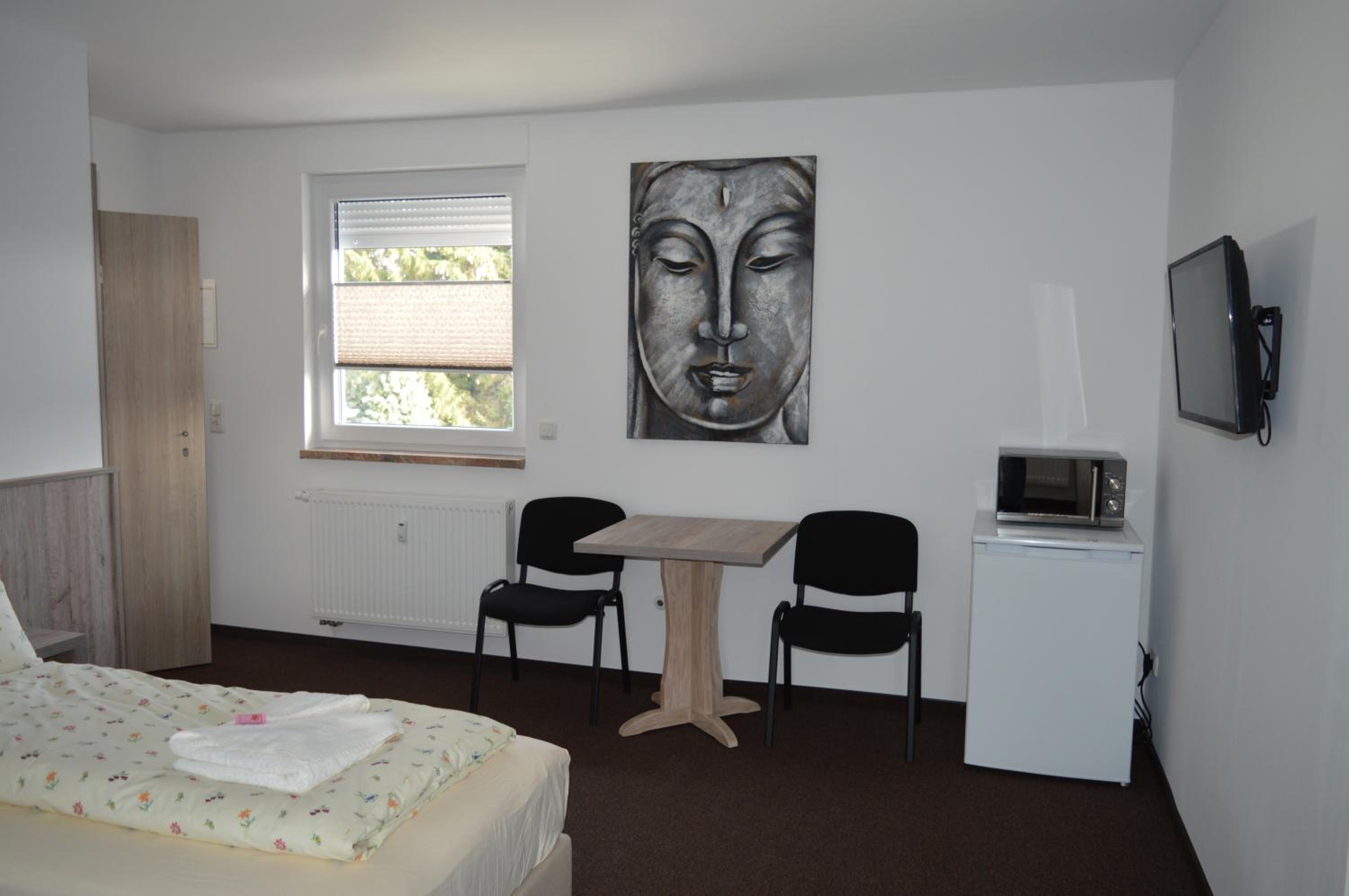 Twin Room with Private Bathroom photo 1