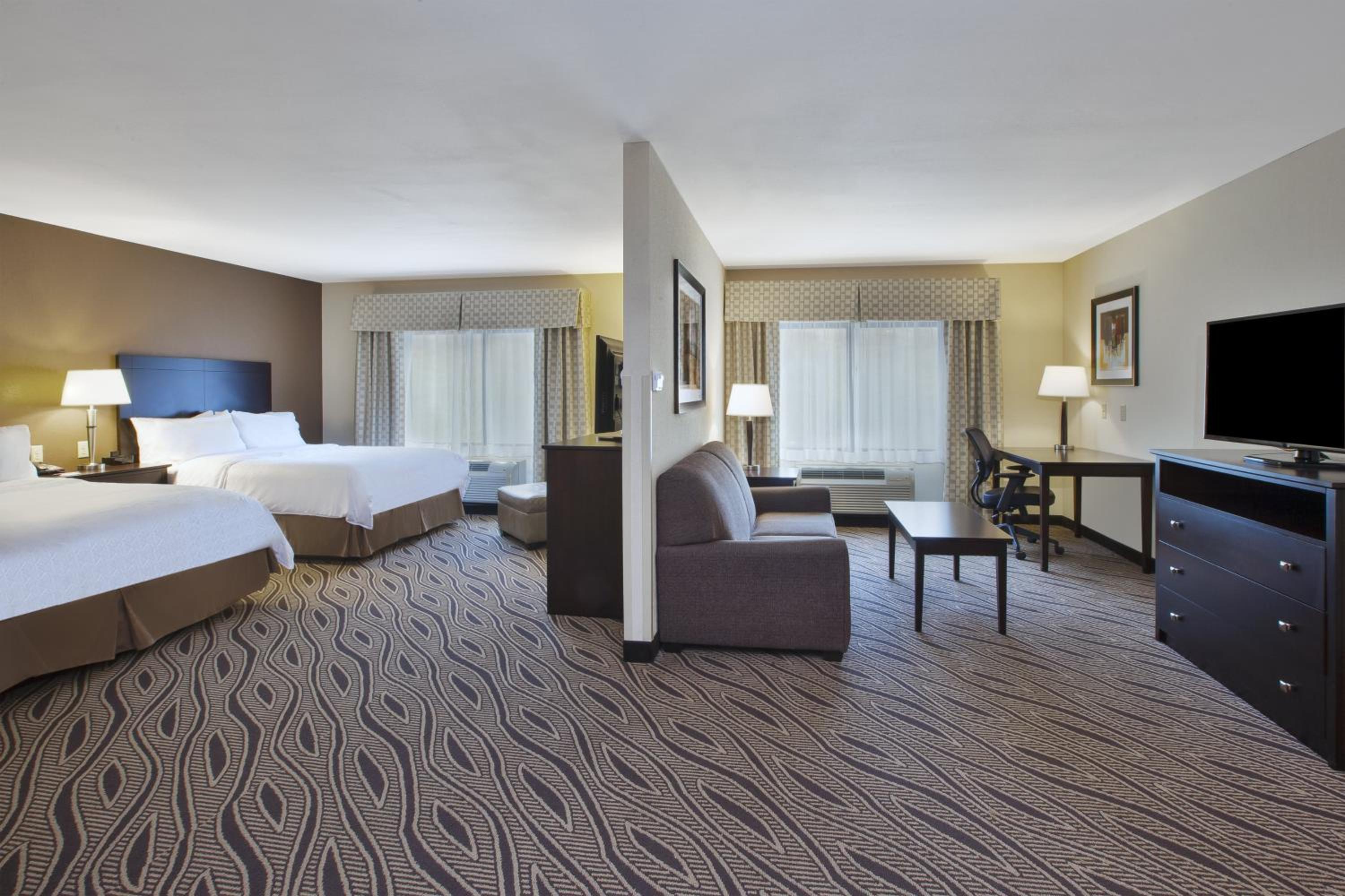 Suite with Two Beds - Non-Smoking