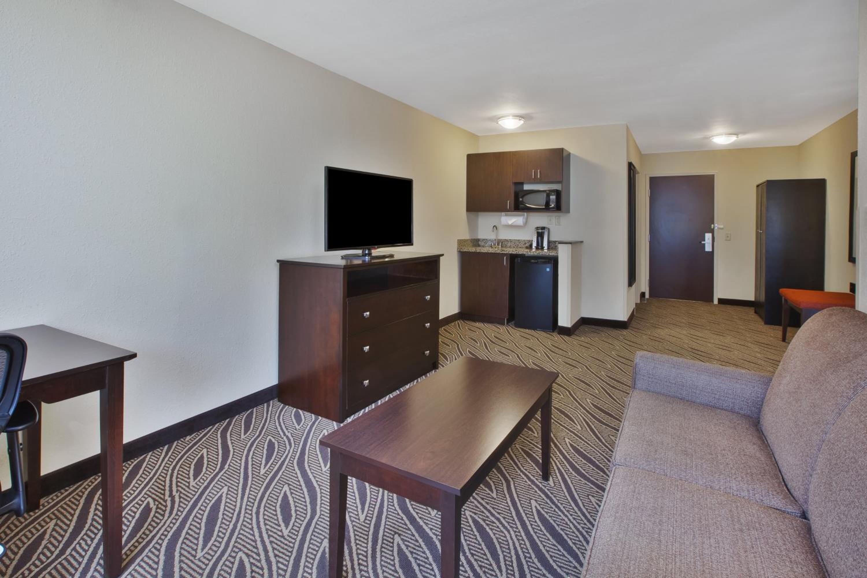 Suite with Two Beds - Non-Smoking