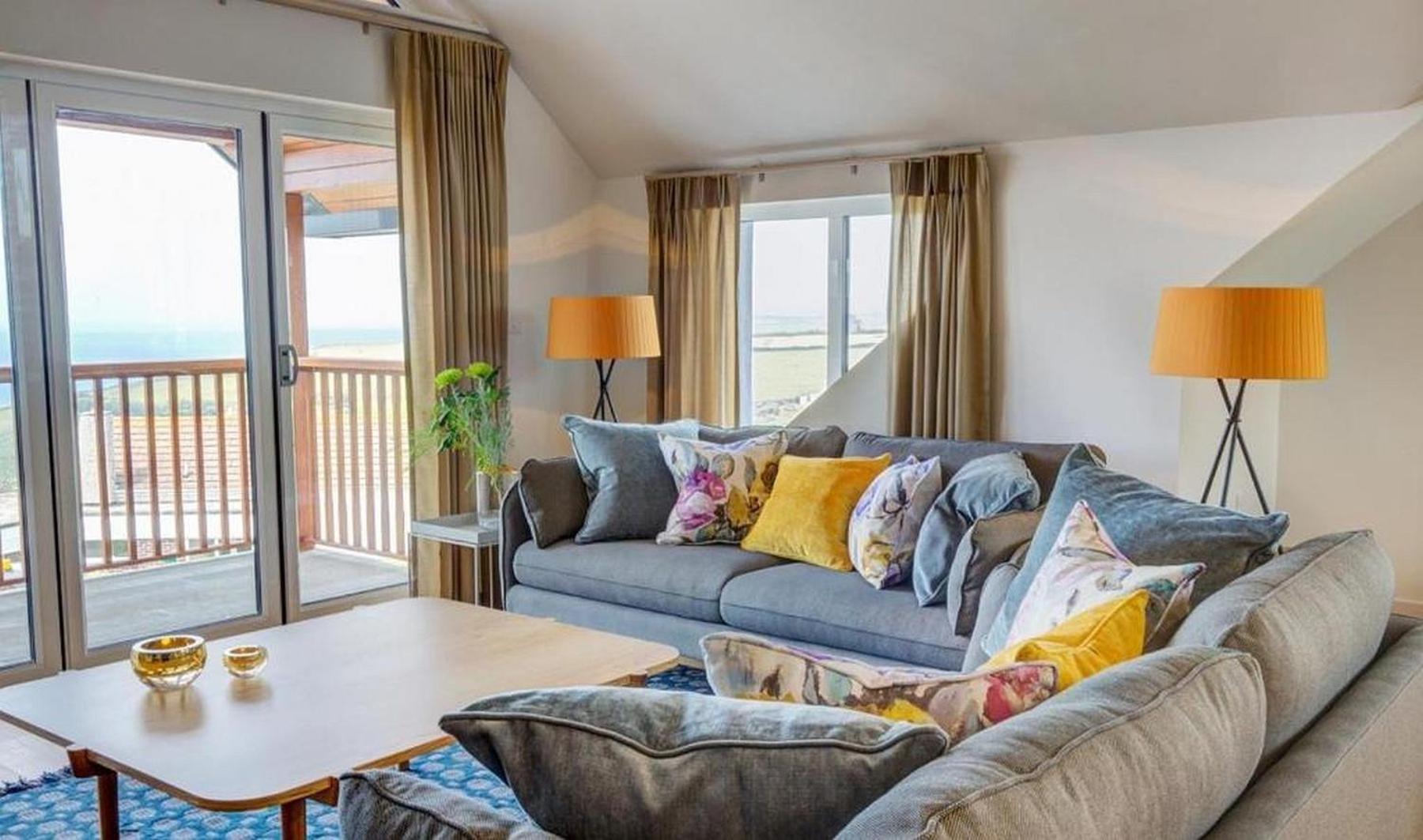 Three-Bedroom Villa photo 1