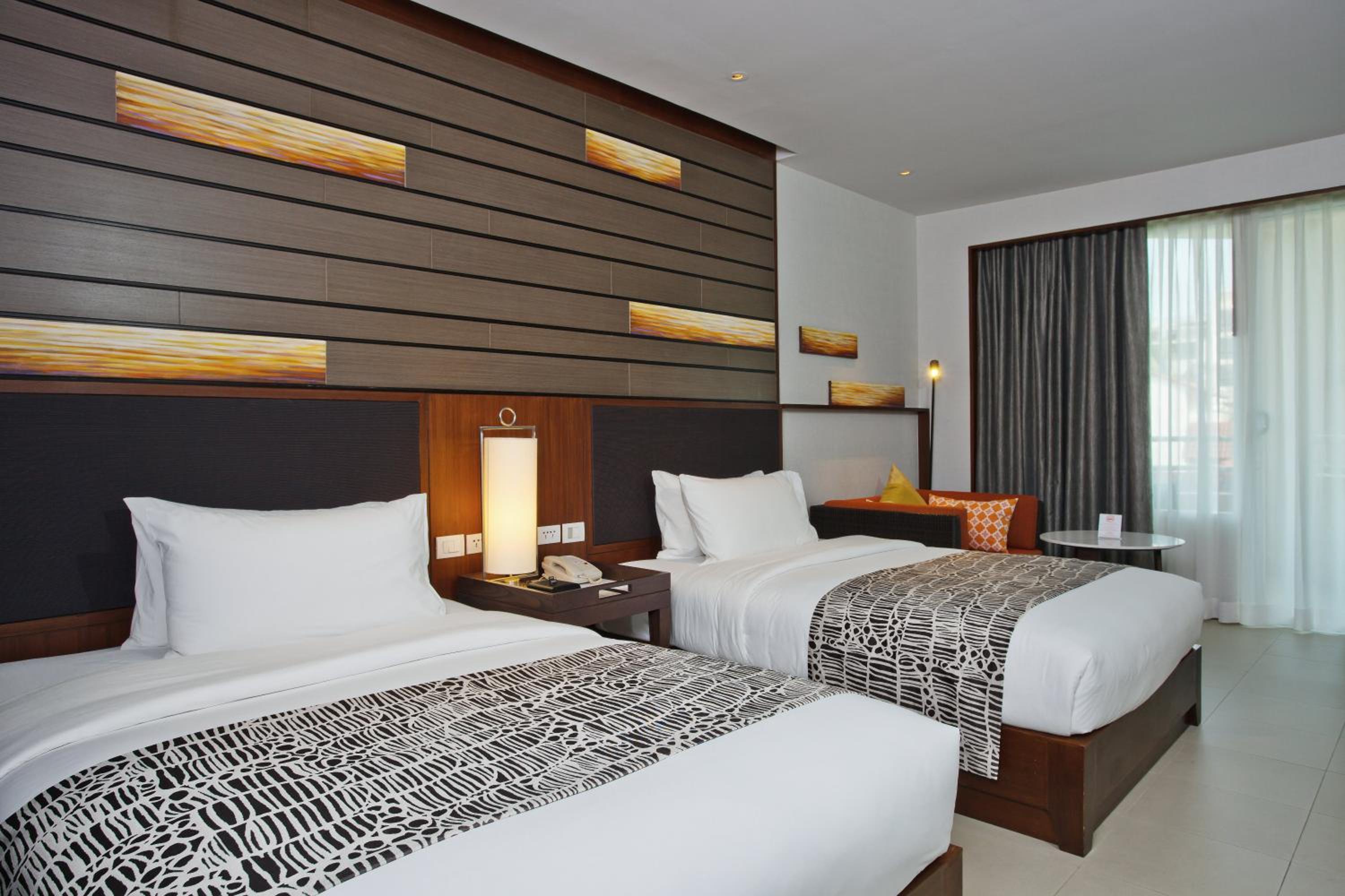 Standard Double Room with Two Double Beds - Photo 1