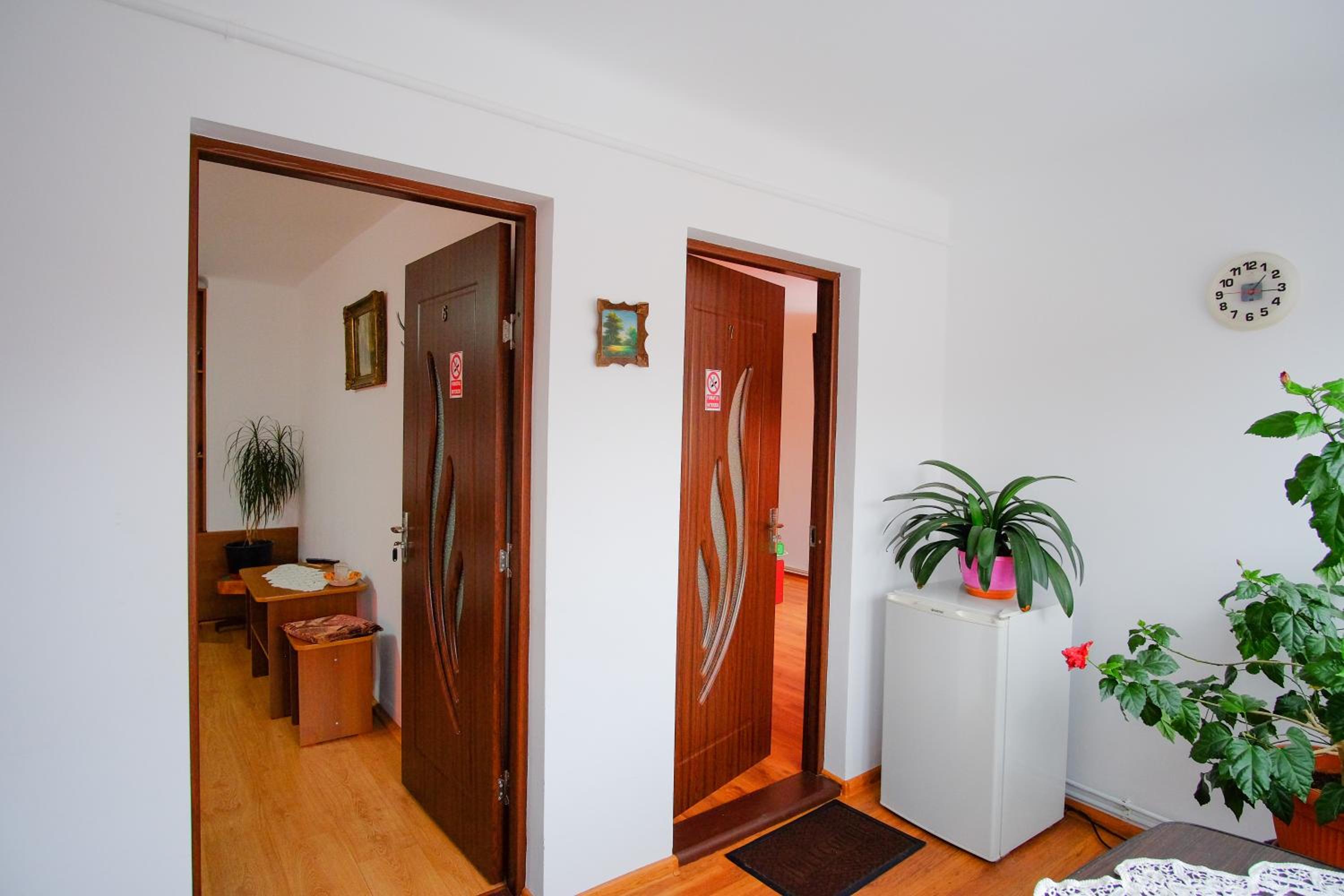 Two-Bedroom Apartment - Photo 16