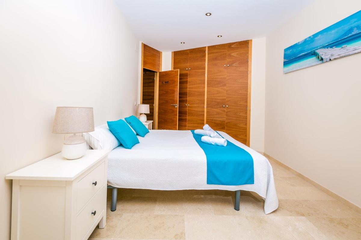 Double Room with Balcony and Sea View photo 3