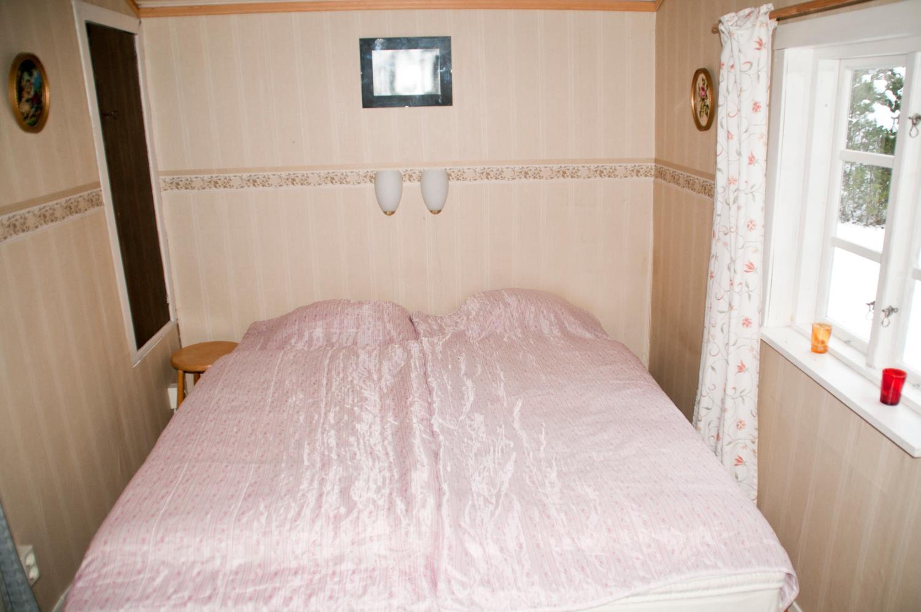 Two-Bedroom Cottage photo 2